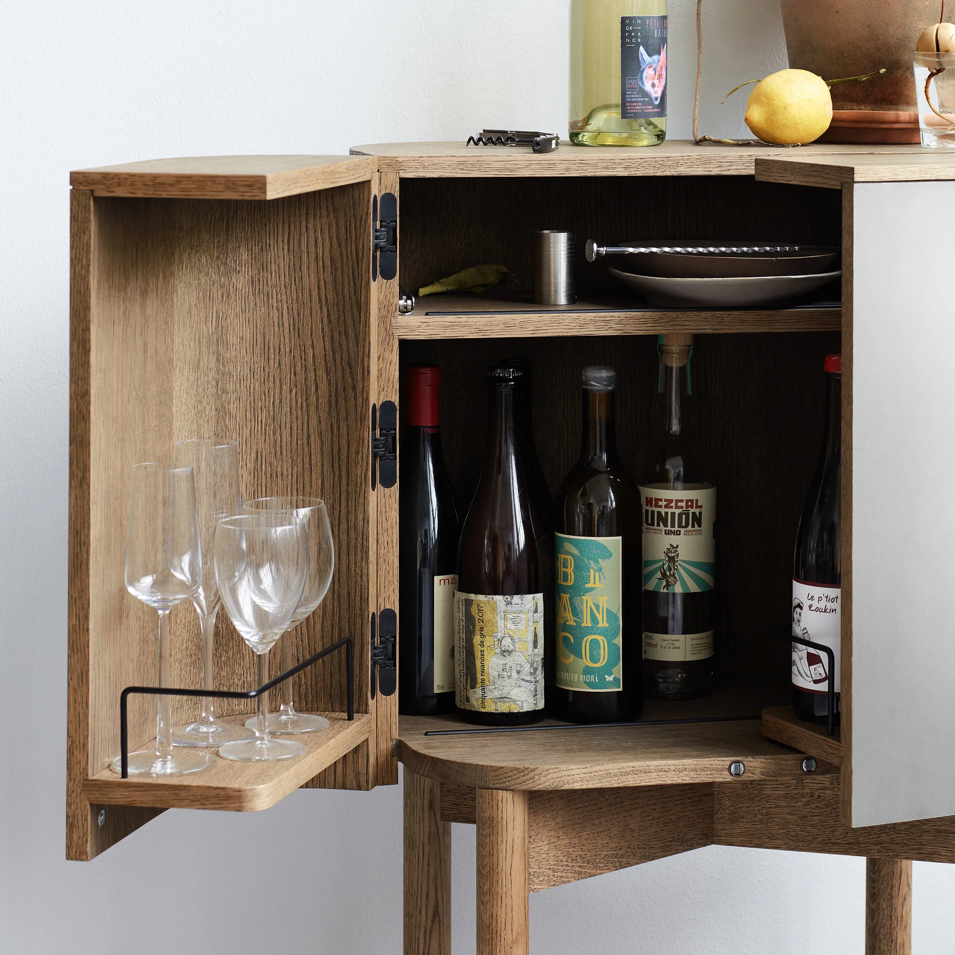 Meuble-bar Loud sur roues, chêne fumé Northern