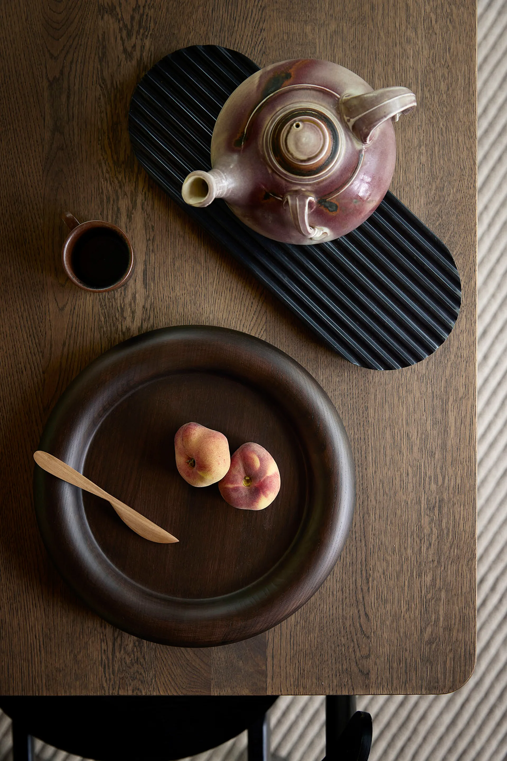 Plateau Observe Ø32 cm, Smoked ash Northern