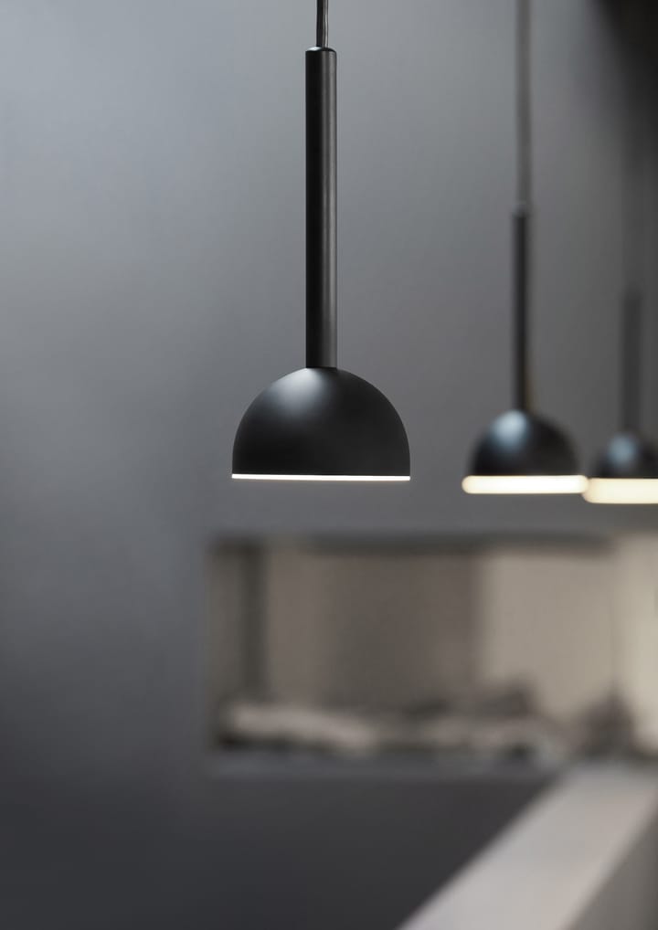 Suspension Blush, Noir mat Northern