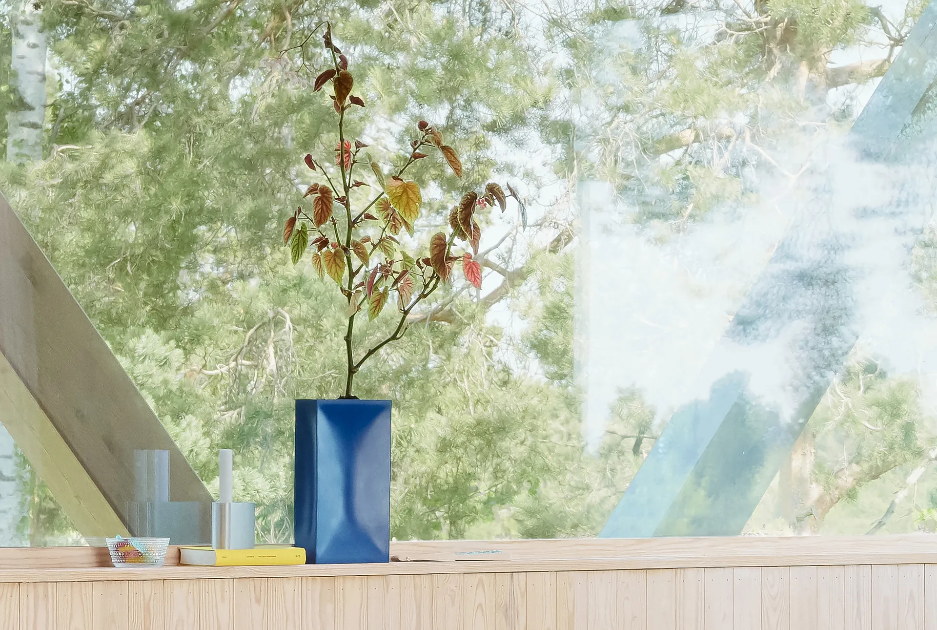 Vase Into, Dark blue Northern