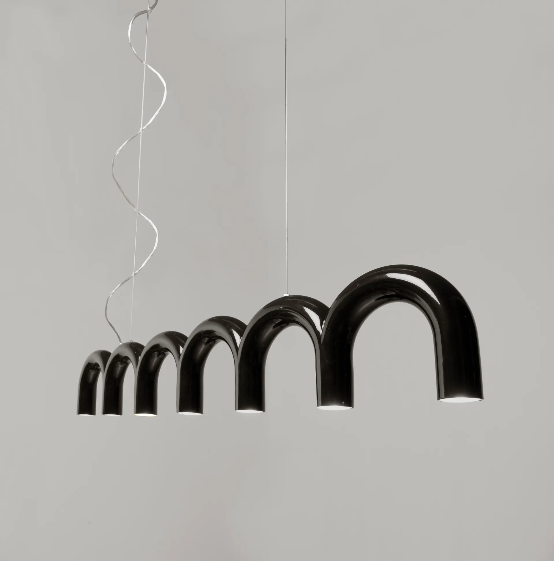 Pendule Arch 125,6 cm, Noir Oblure
