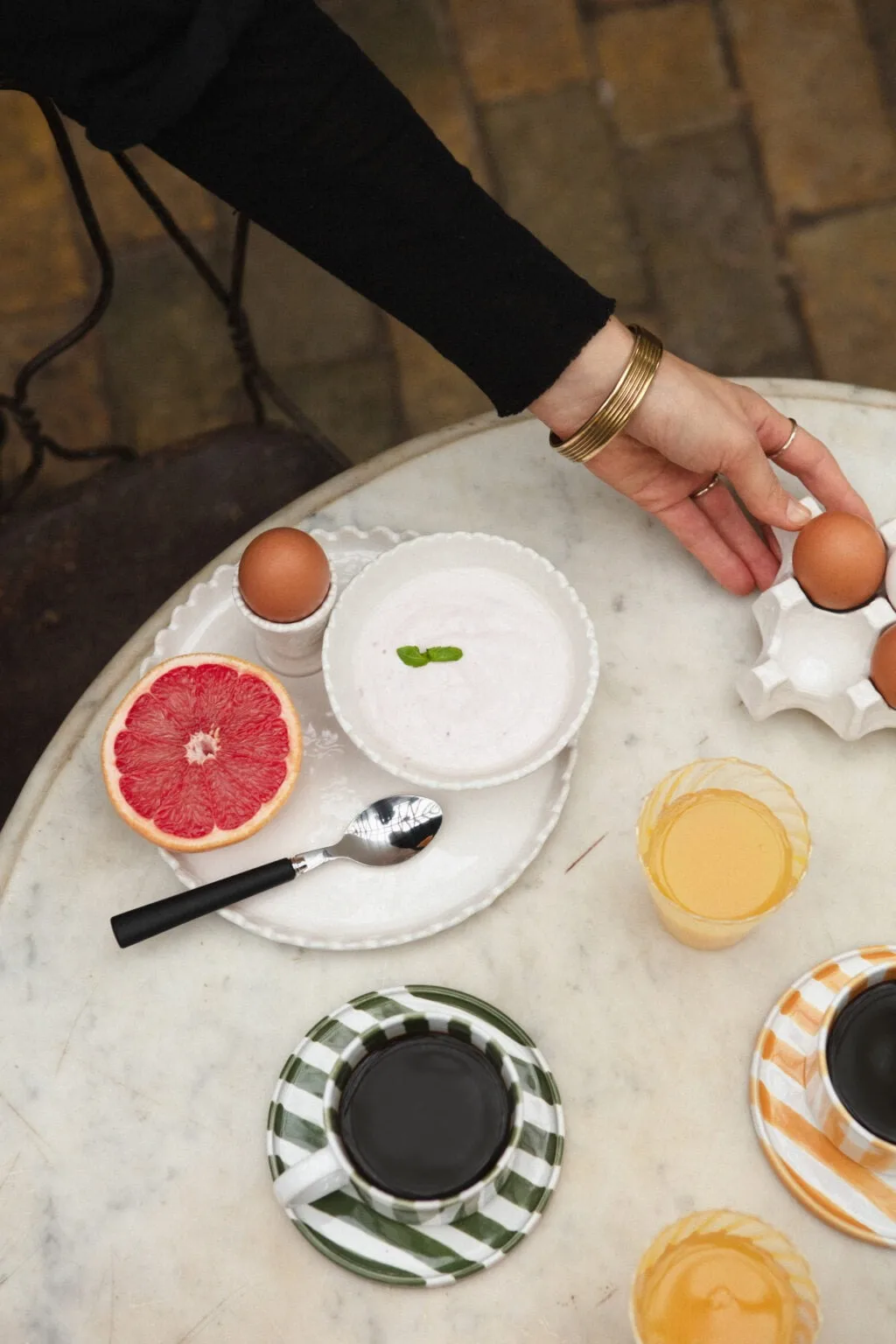 Tasse avec soucoupe Monica lot de 4 - Vert Olsson & Jensen