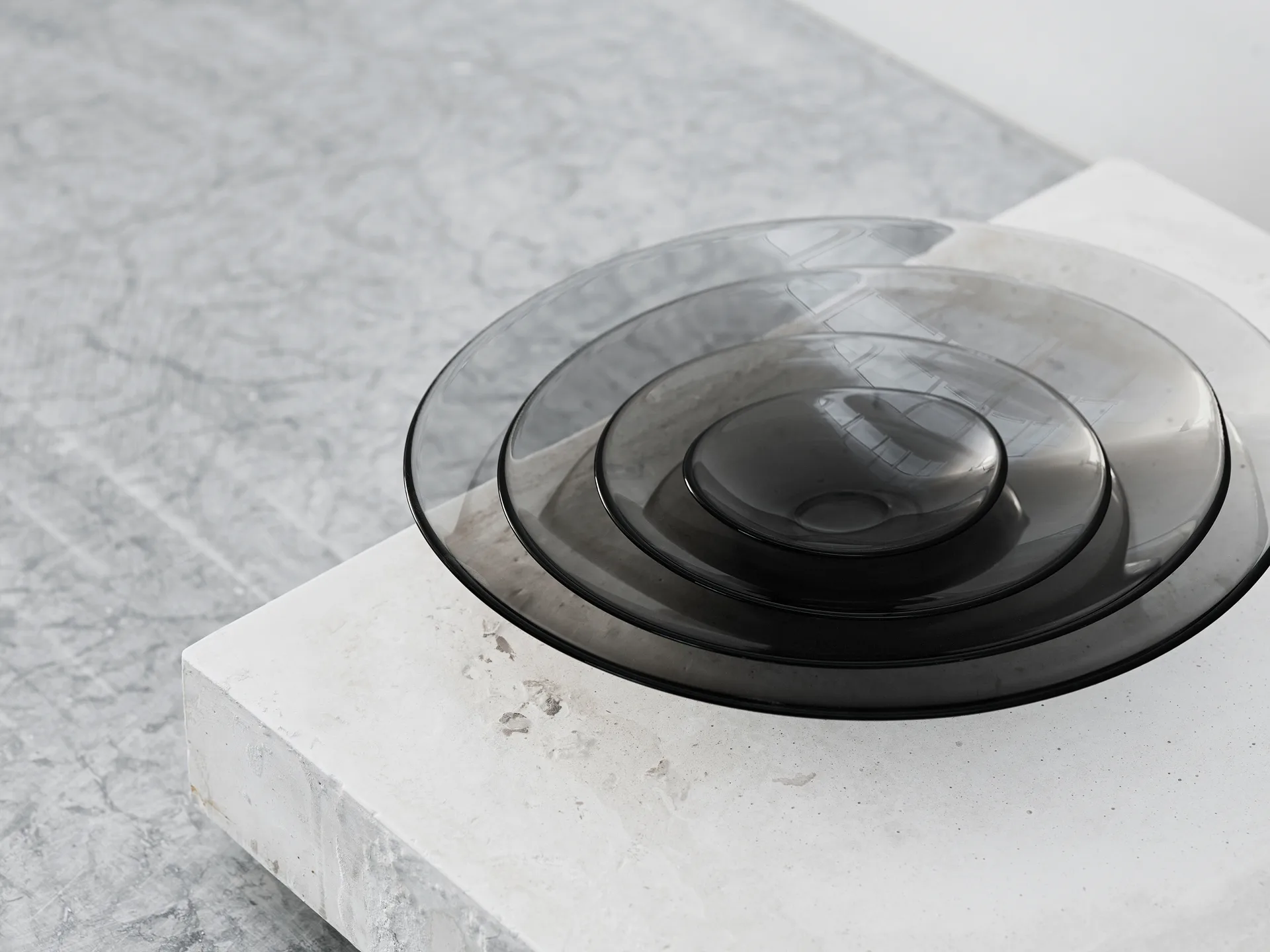 Coffret cadeau Plat Pond, Gris Orrefors