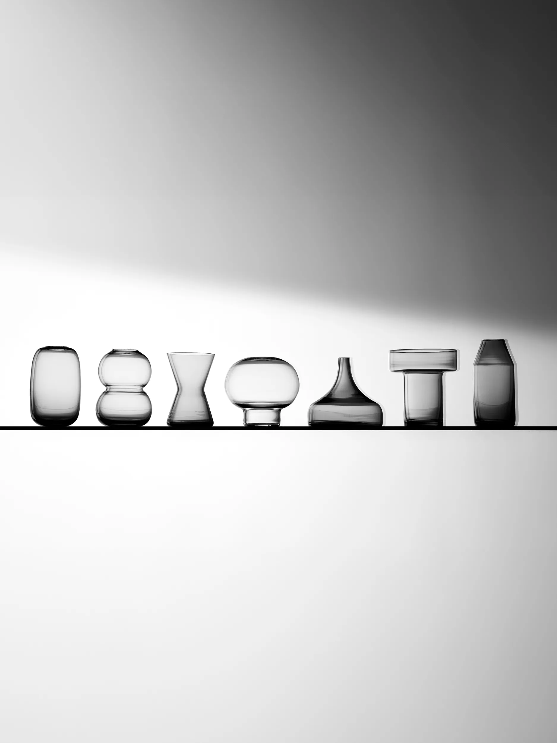 Midsummer mini vase Water Avens, 82 mm Orrefors