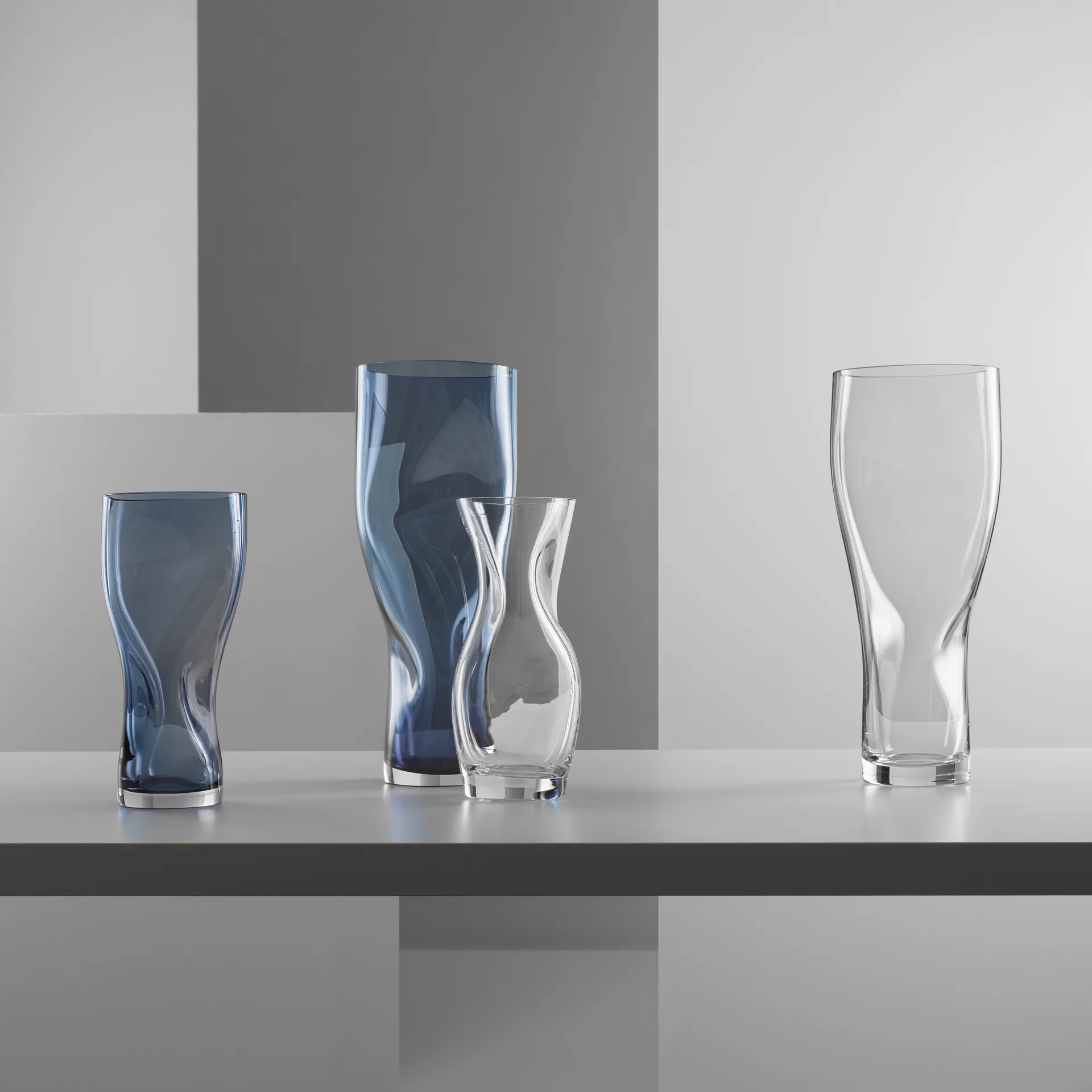 Vase Squeeze 23 cm, Transparent Orrefors