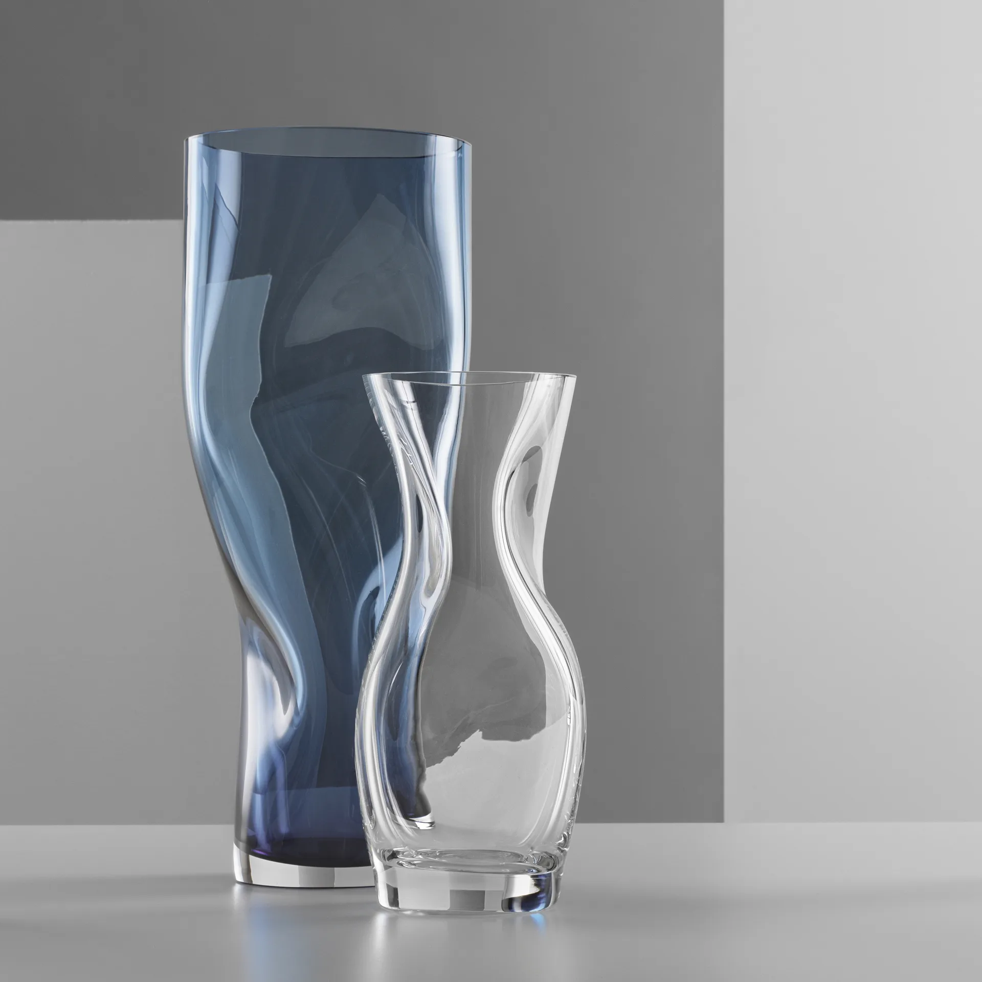 Vase Squeeze 34 cm, Bleu Orrefors