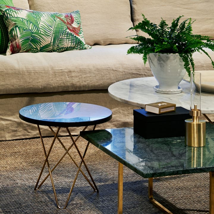 Table basse O, chêne laqué mat, support en laiton OX Denmarq