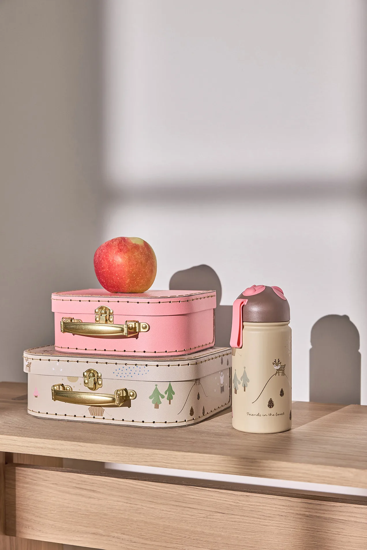 Bouteille isotherme Friends in the Forest 36 cl, Rose OYOY