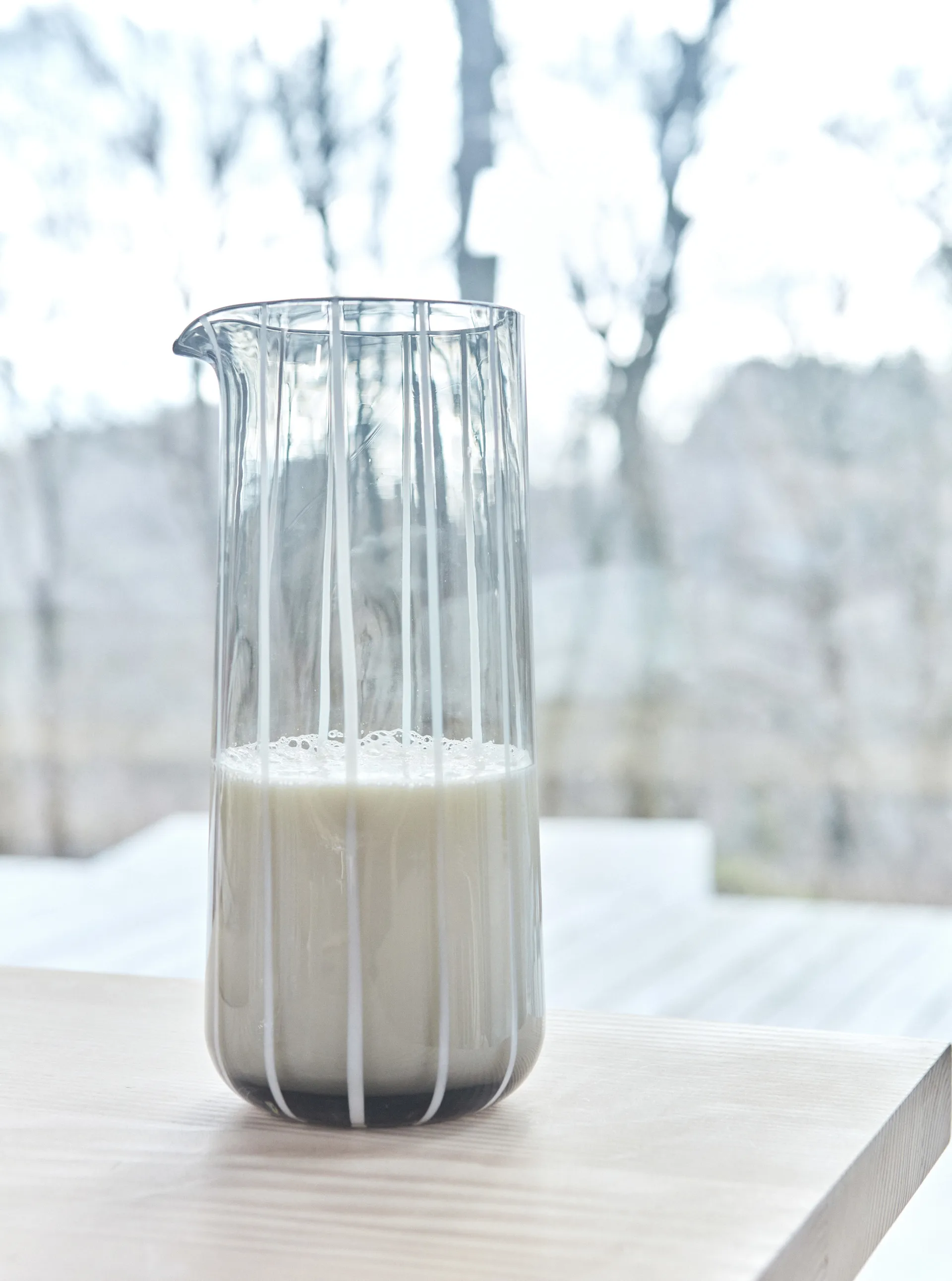 Carafe à eau Mizu, Grey-white OYOY