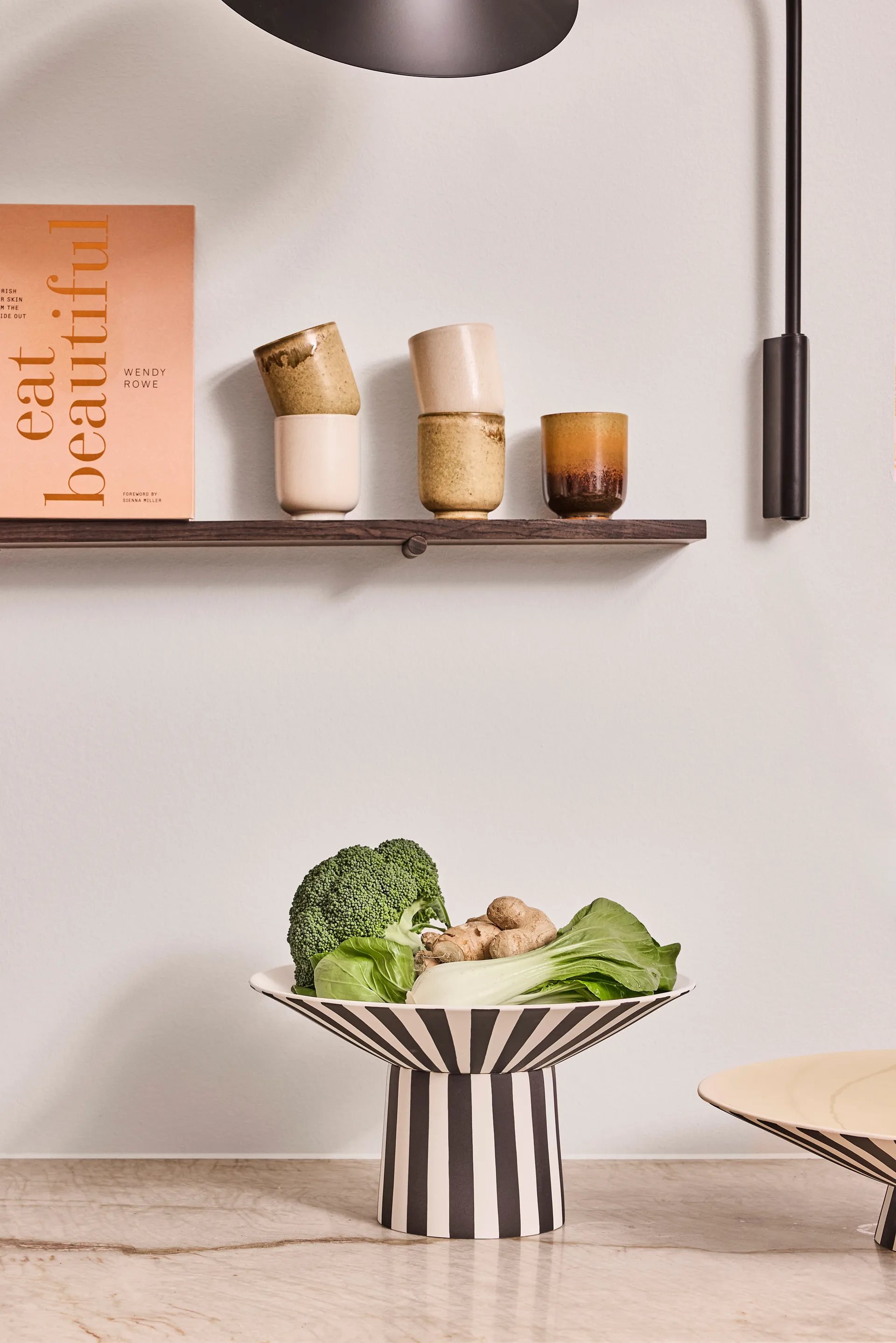 Centerpiece haut Toppu Ø30x17 cm, White-black OYOY