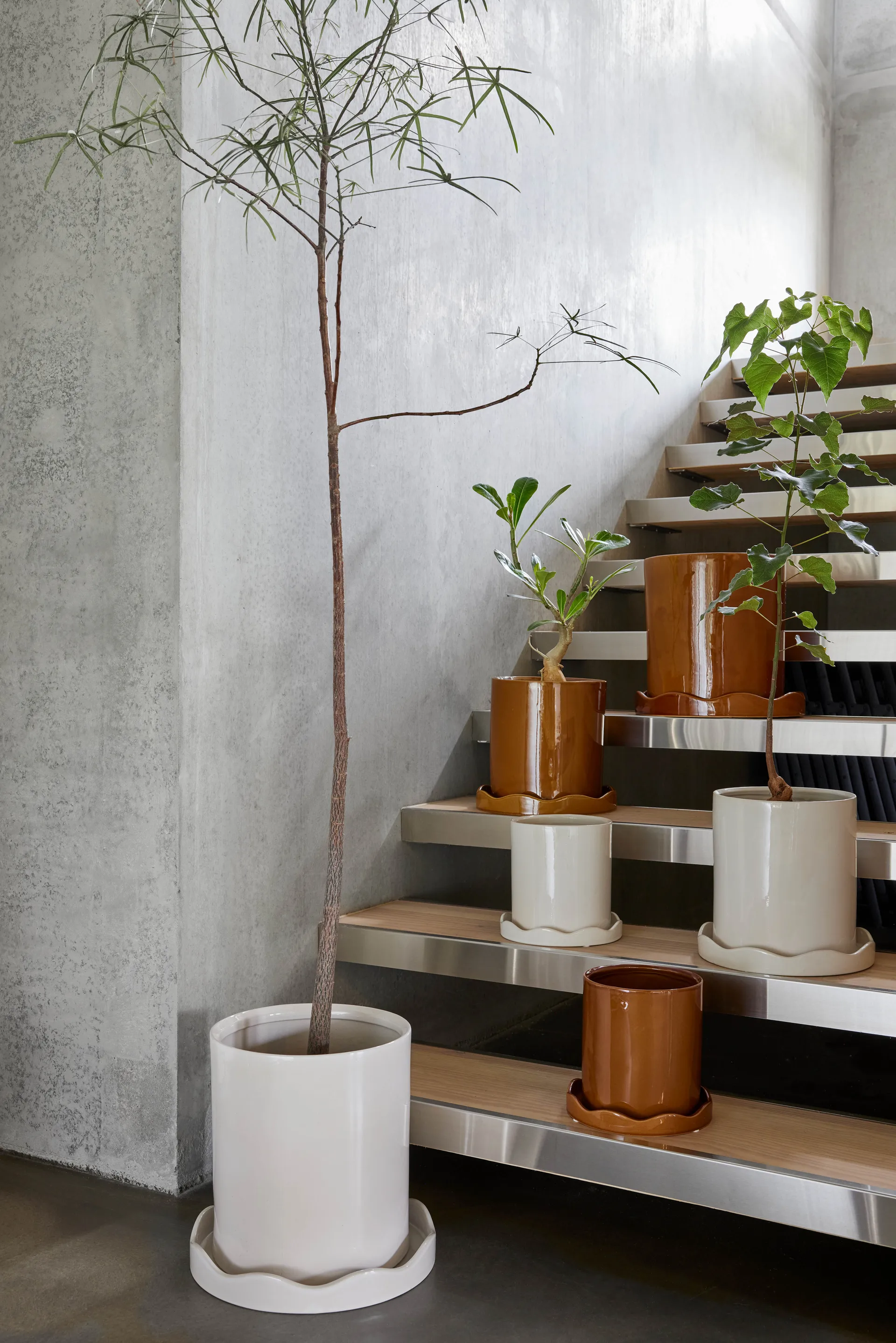 Nami pot avec soucoupe Ø16,5 small, Blanc OYOY