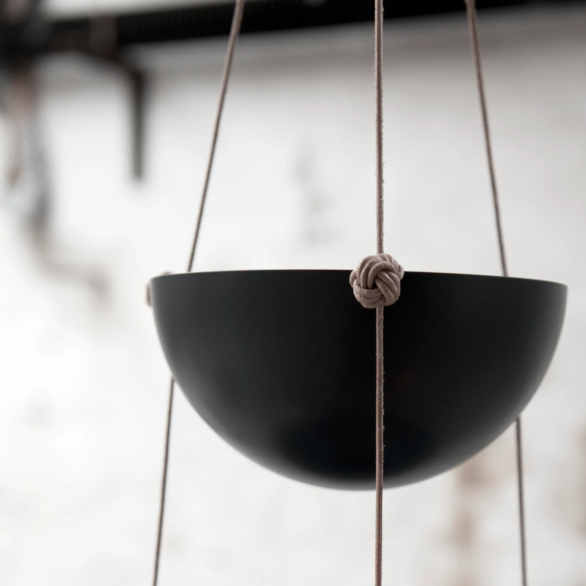 Panier suspendu Pif paf puf gris foncé, 2 étages OYOY