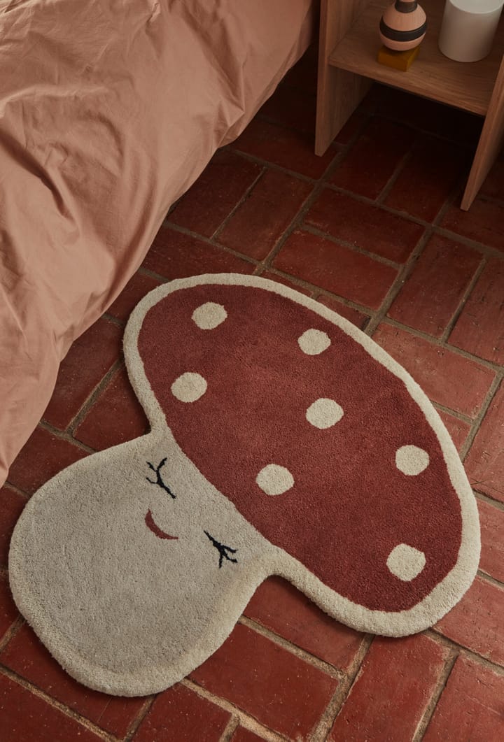 Tapis Malle mushroom 75x77 cm, Red OYOY