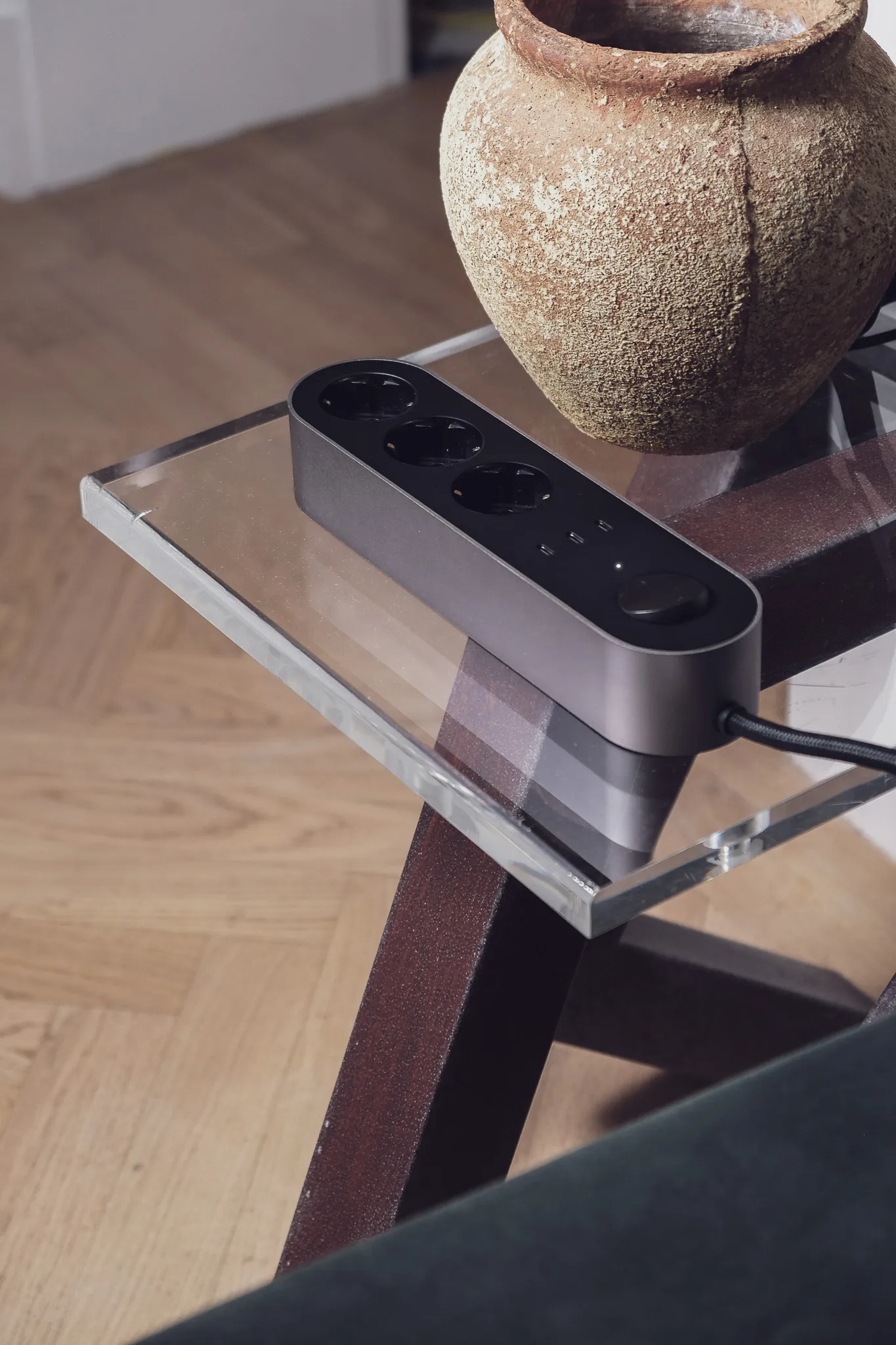 Bloc multiprise Edgar Power Bar, Satin aluminium palett3