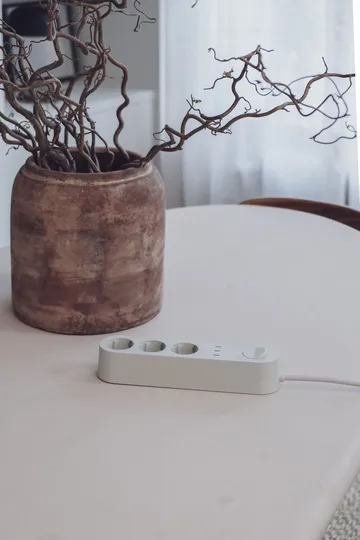 Bloc multiprise Alma Power Bar - Sandhamn beige - Palette