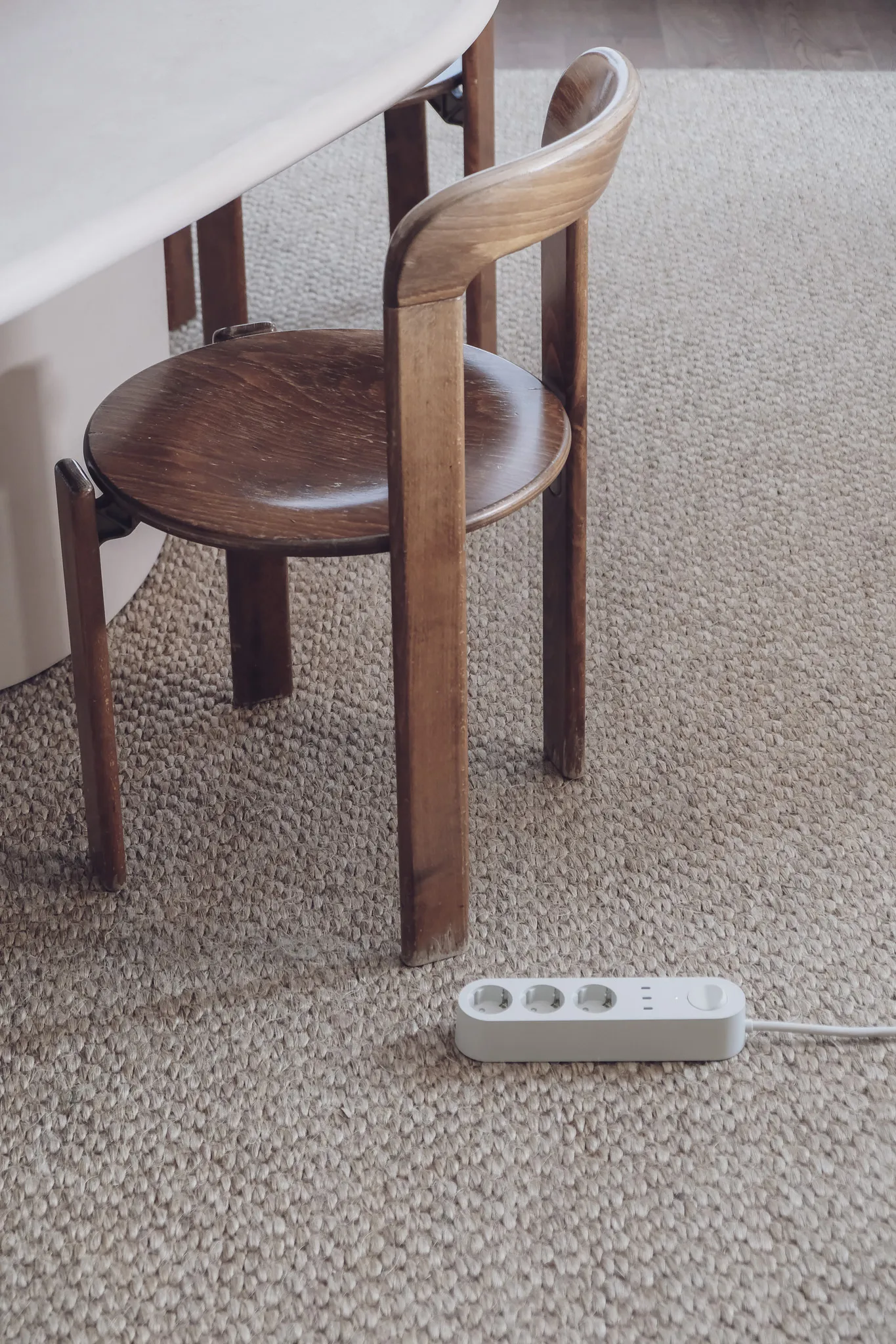 Bloc multiprise Alma Power Bar, Sandhamn beige Palette
