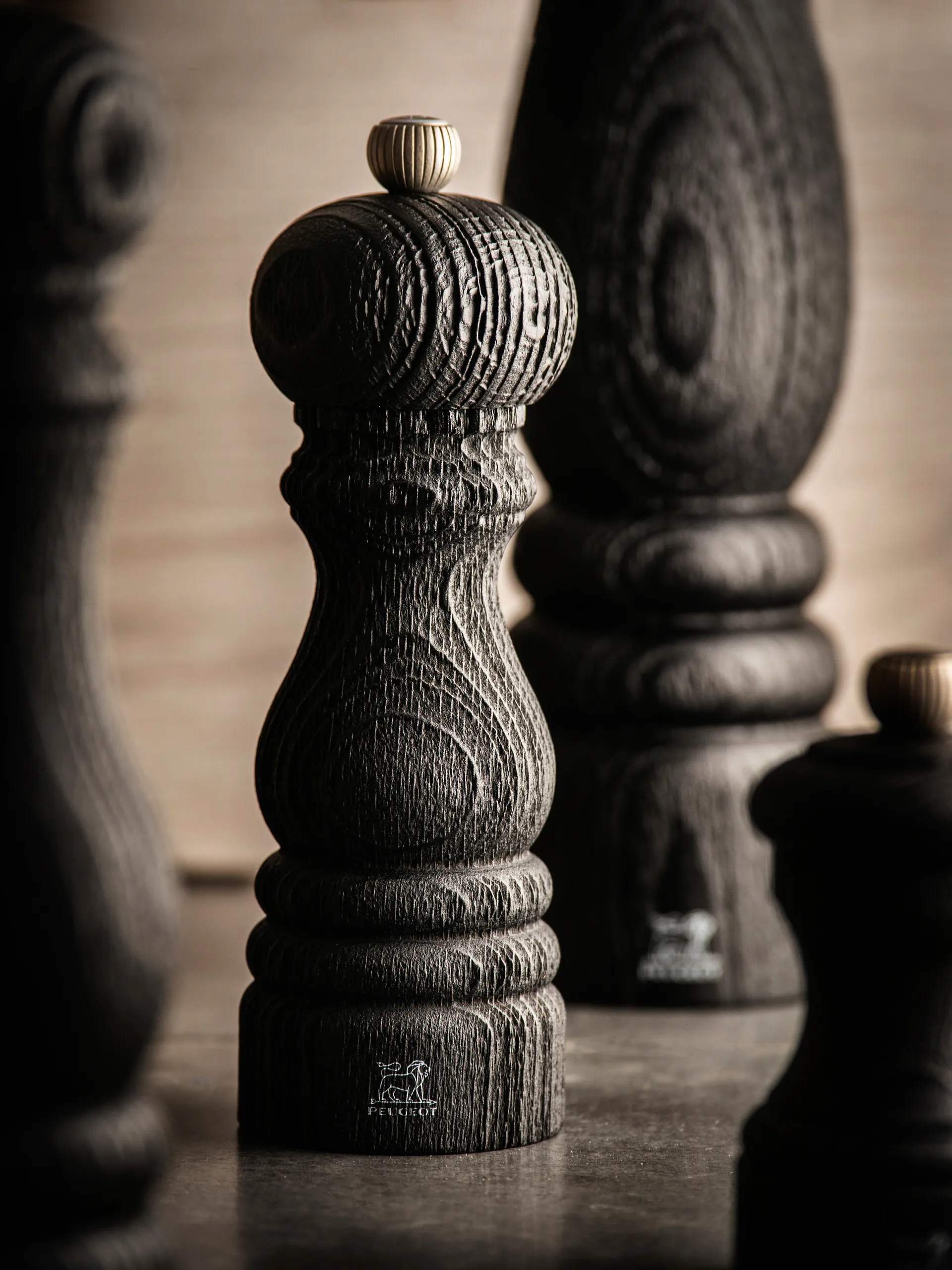 Moulin à poivre Paris nature 18 cm, Black Peugeot