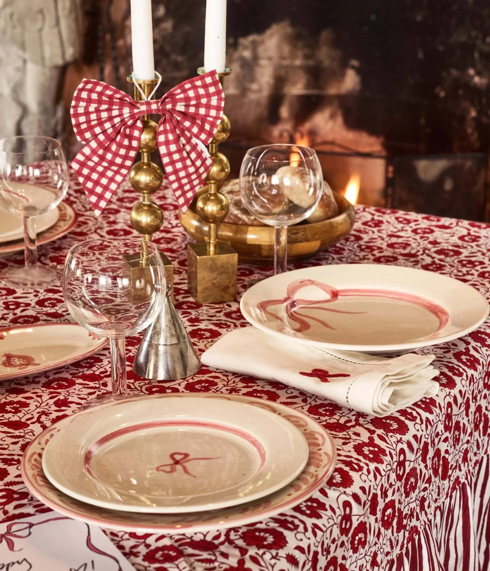 Bow assiette, Dark Pink, 28 cm Pick a Poppy