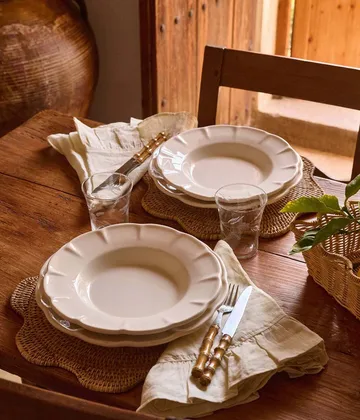 Everyday Charm assiette - Offwhite, 27 cm - Pick a Poppy