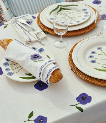 Madelen Möllard Pansy nappe - Blue 250x150 cm - Pick a Poppy