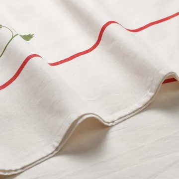 Wild Strawberry nappe - Red, 350x150 cm - Pick a Poppy