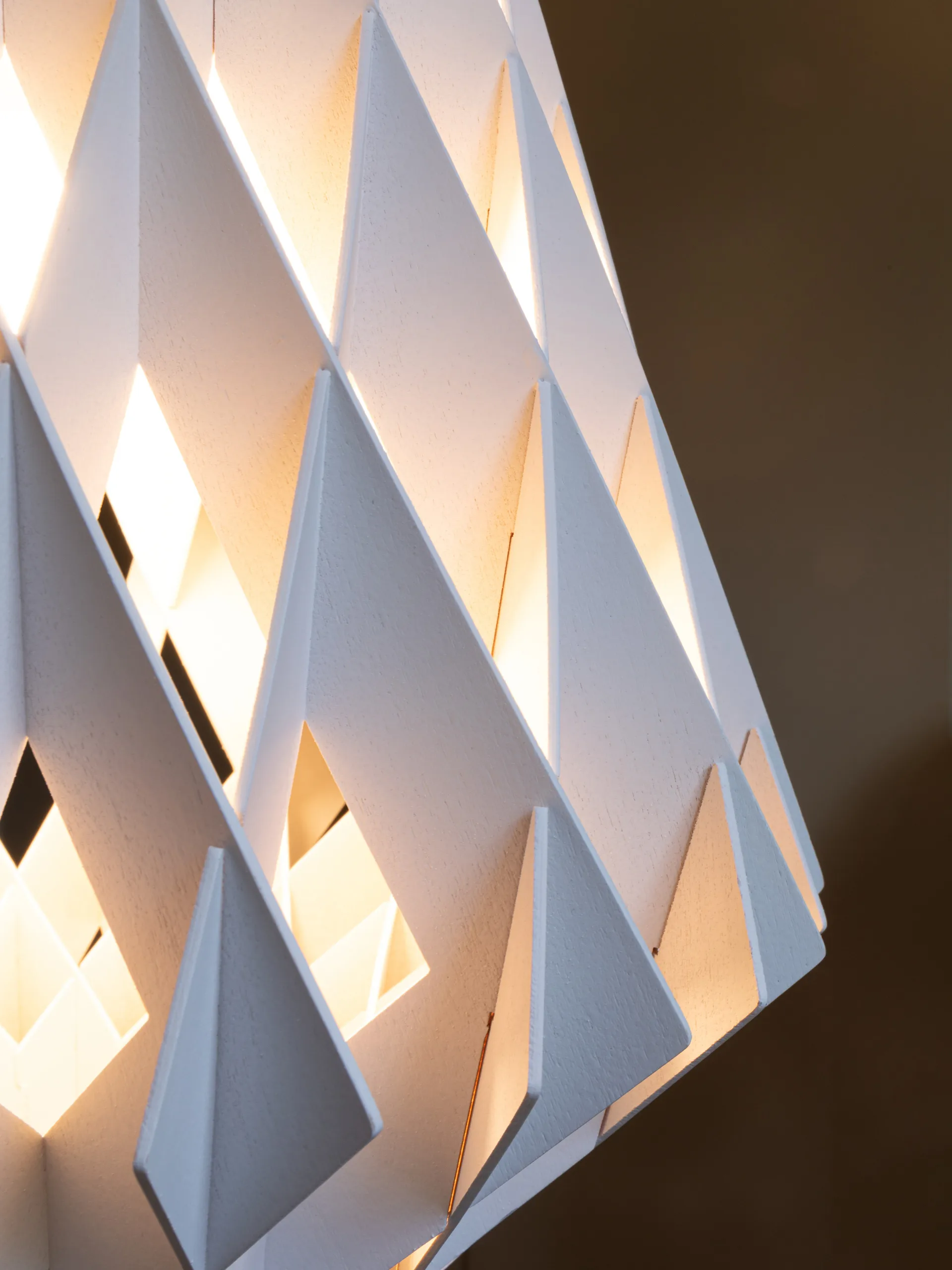 Lampadaire Pilke Signature Ø28 cm, Blanc Pilke