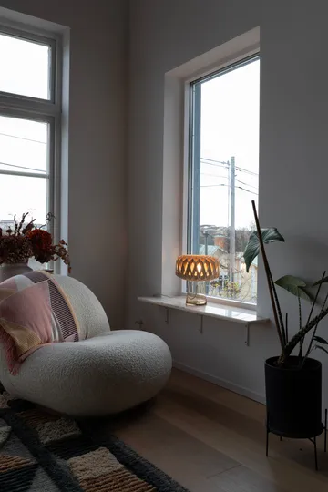 Lampe de table Signature 25 - Amber-bouleau, Ø28x34 cm - Pilke