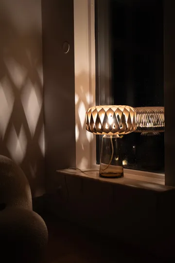 Lampe de table Signature 35 - Amber-bouleau, Ø36,5x53 cm - Pilke