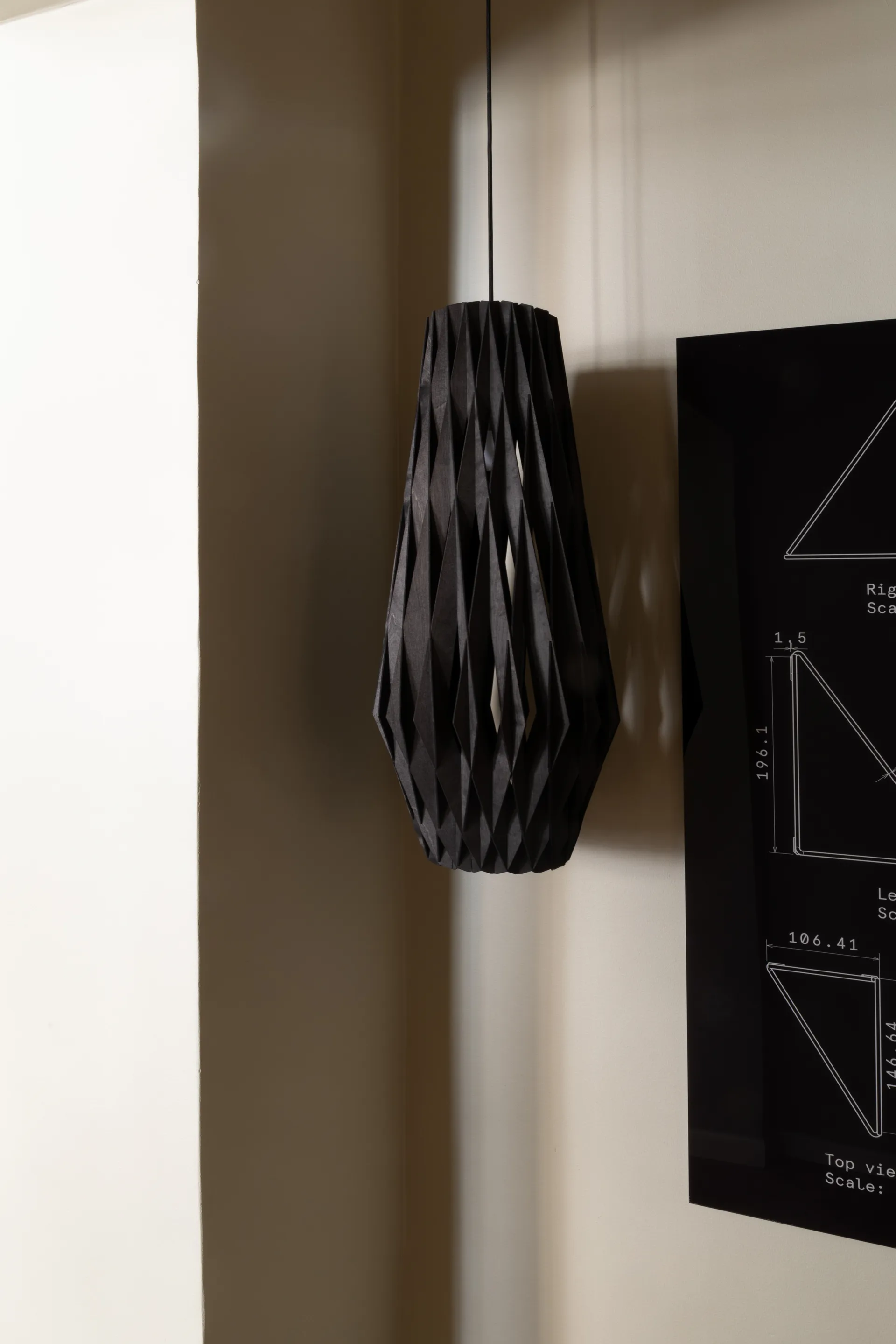 Suspension Pilke Signature 30/70 cm, Noir Pilke