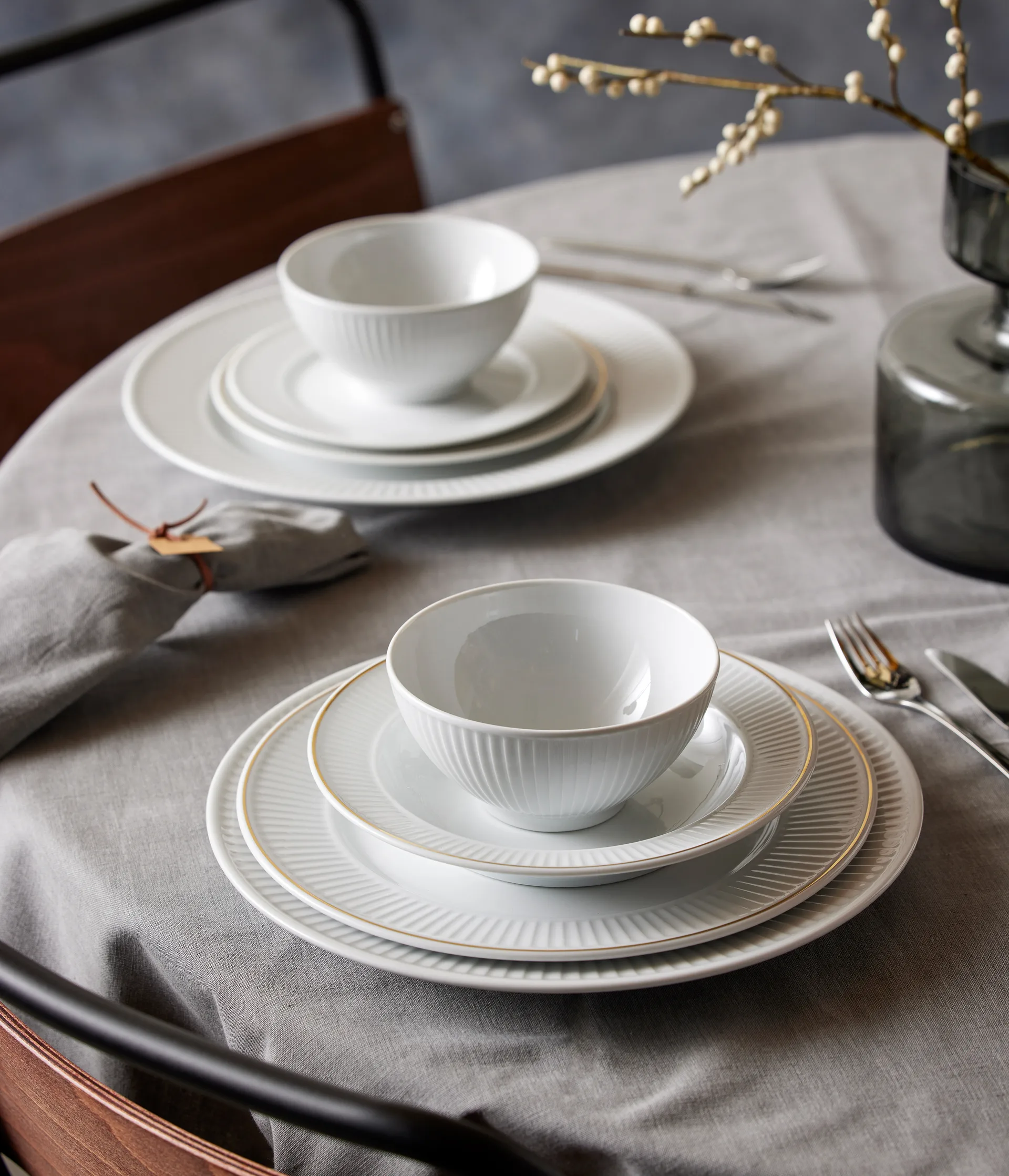 Assiette à bordure dorée Plissé Ø22 cm, Blanc Pillivuyt