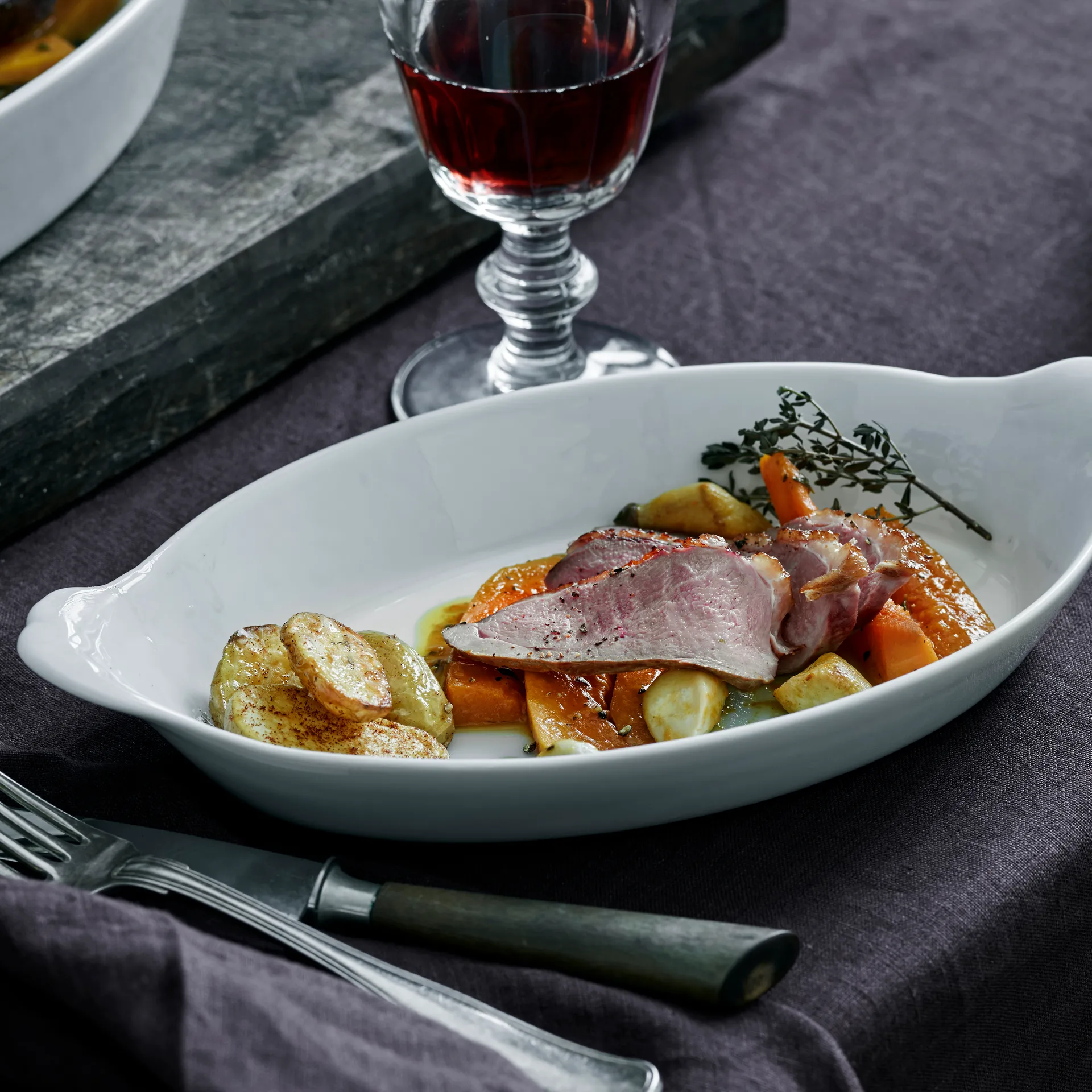 Assiette de service ovale Pillivuyt, 23 x 13 cm Pillivuyt