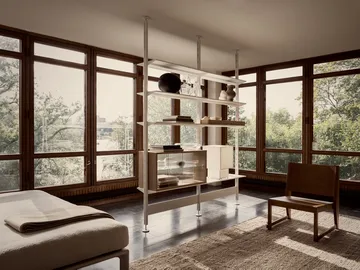 Vitrine Pira - Chêne blanchi - verre strié, 90x31 cm, 4 portes - Pira