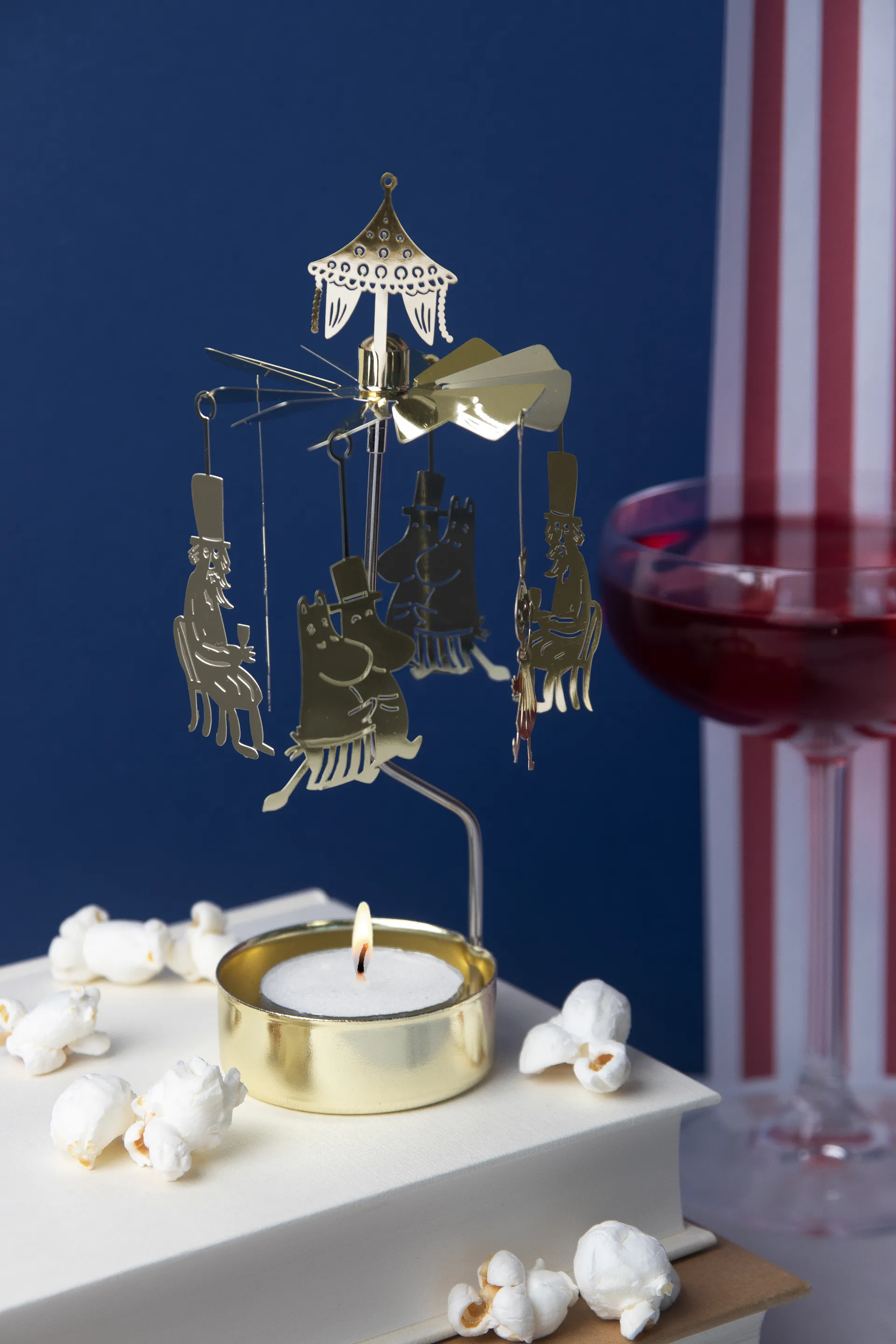 Carillon d'anges Mumin party, Métal doré Pluto Design