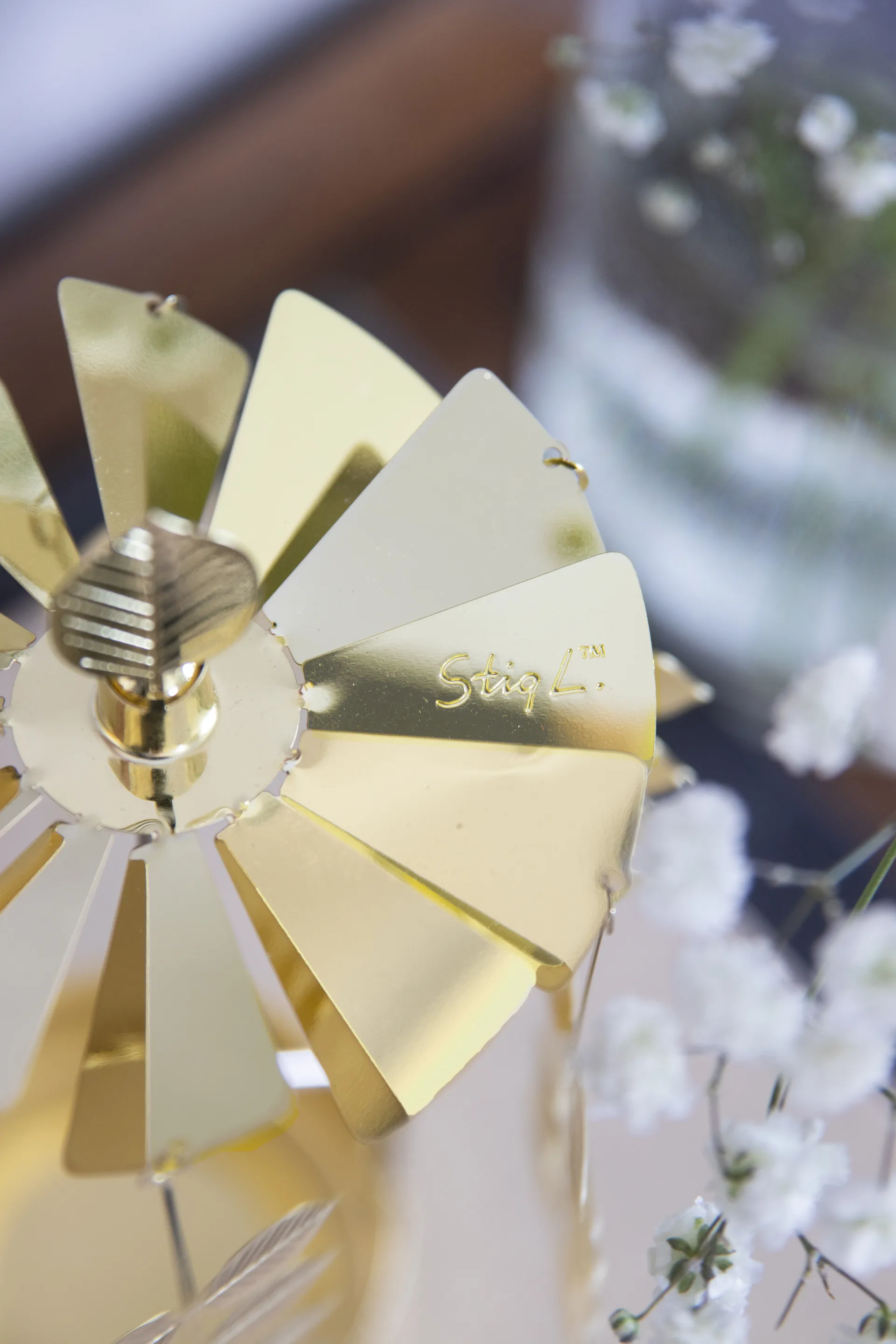 Carillon d'anges Stig L Berså medium, Or Pluto Design