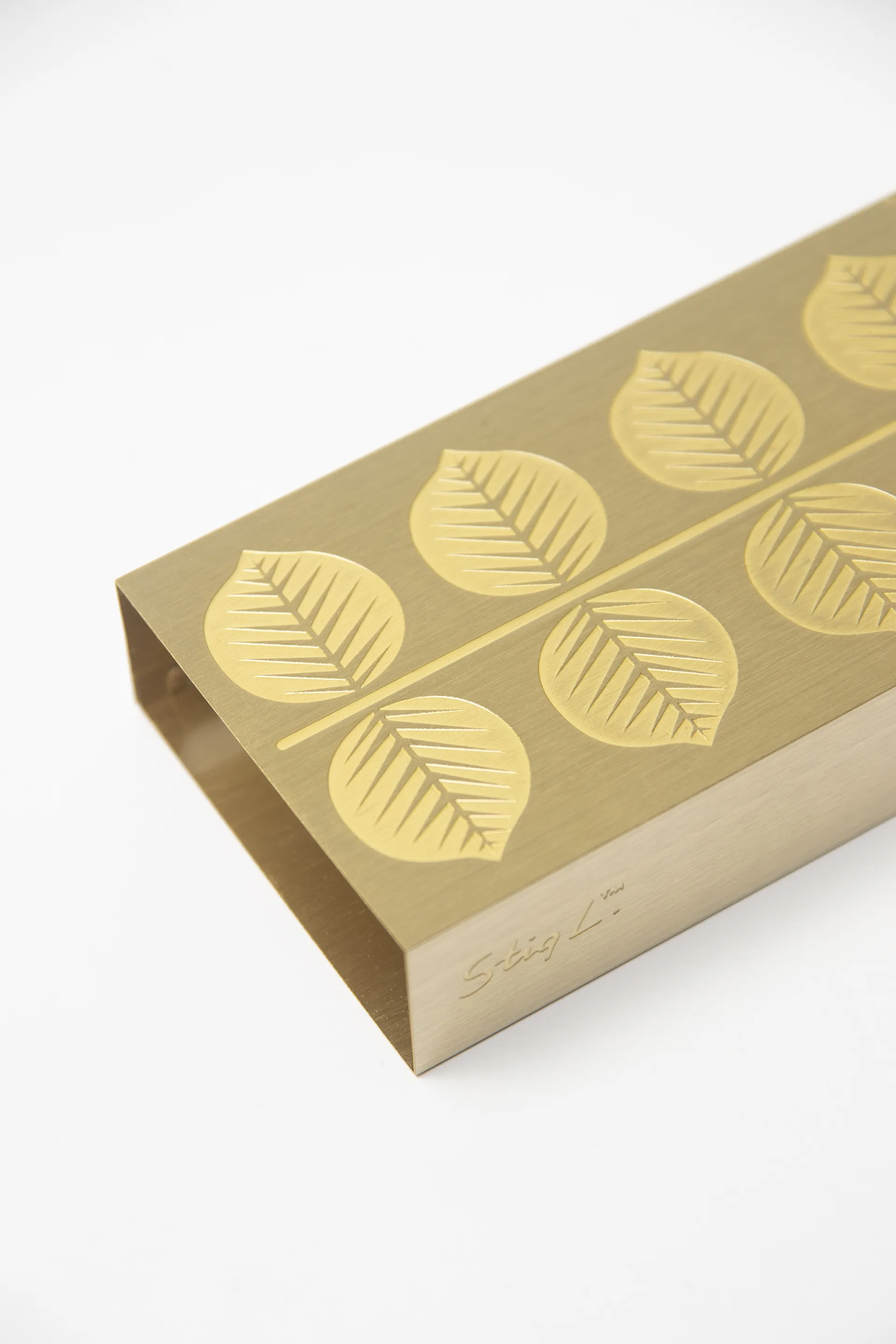 Étui à cure-dents Stig L Berså 6,8x12 cm, Or Pluto Design