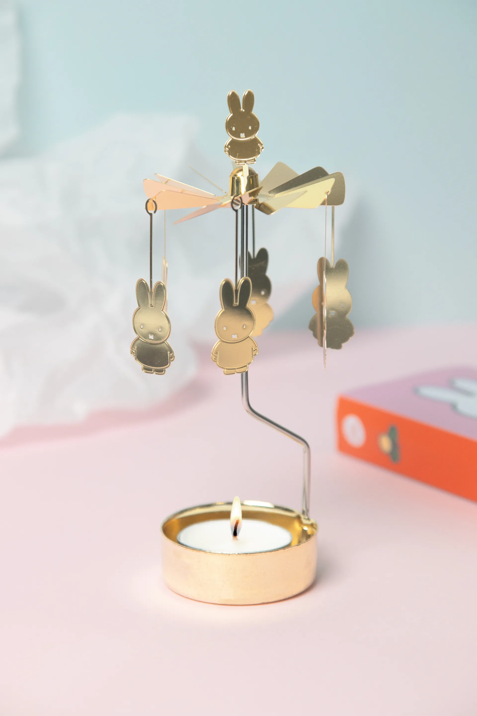 Jeu d'anges Miffy, Or Pluto Design