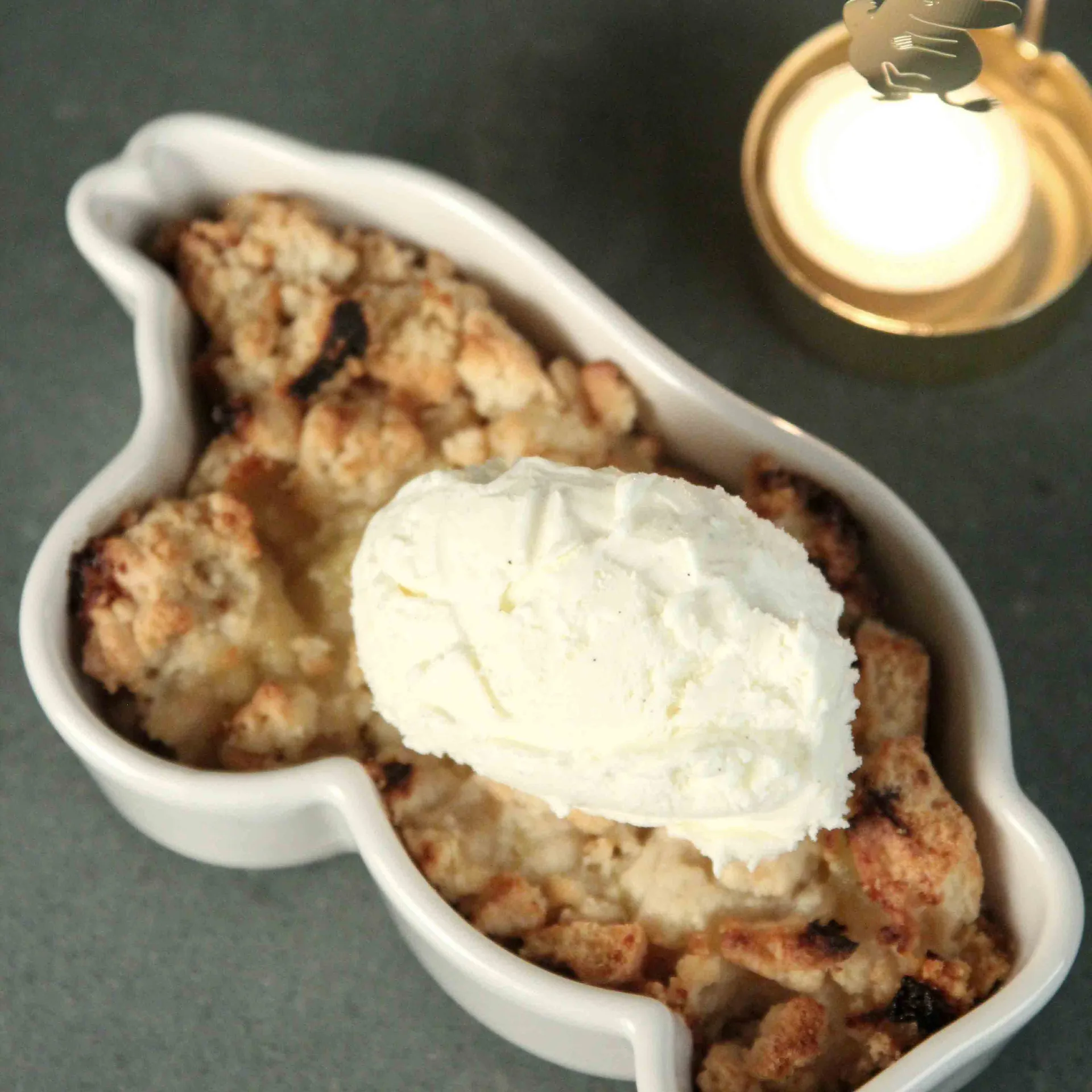 Plat pour four Mumin, Blanc Pluto Design