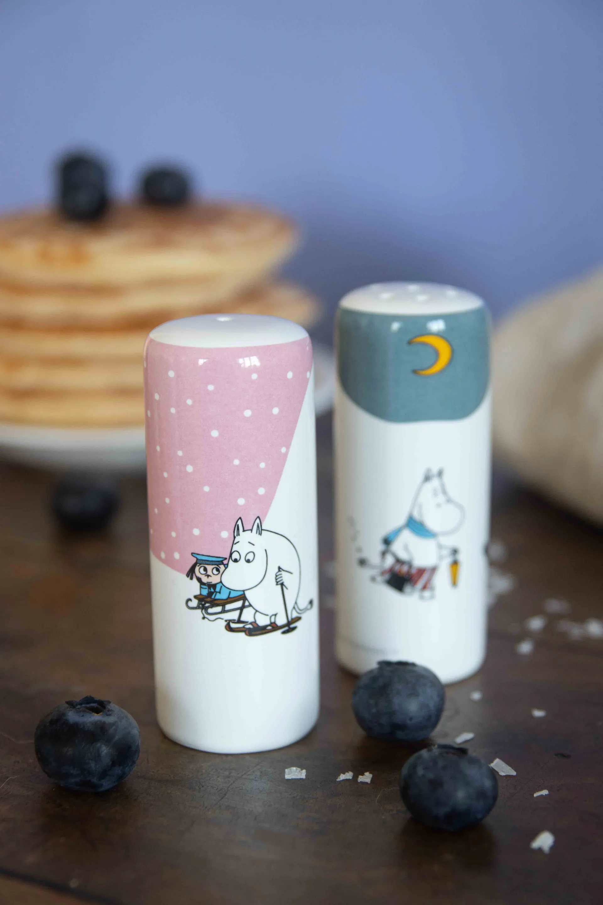 Salière et poivrière Moomin vinter, Rose-bleu-blanc Pluto Design