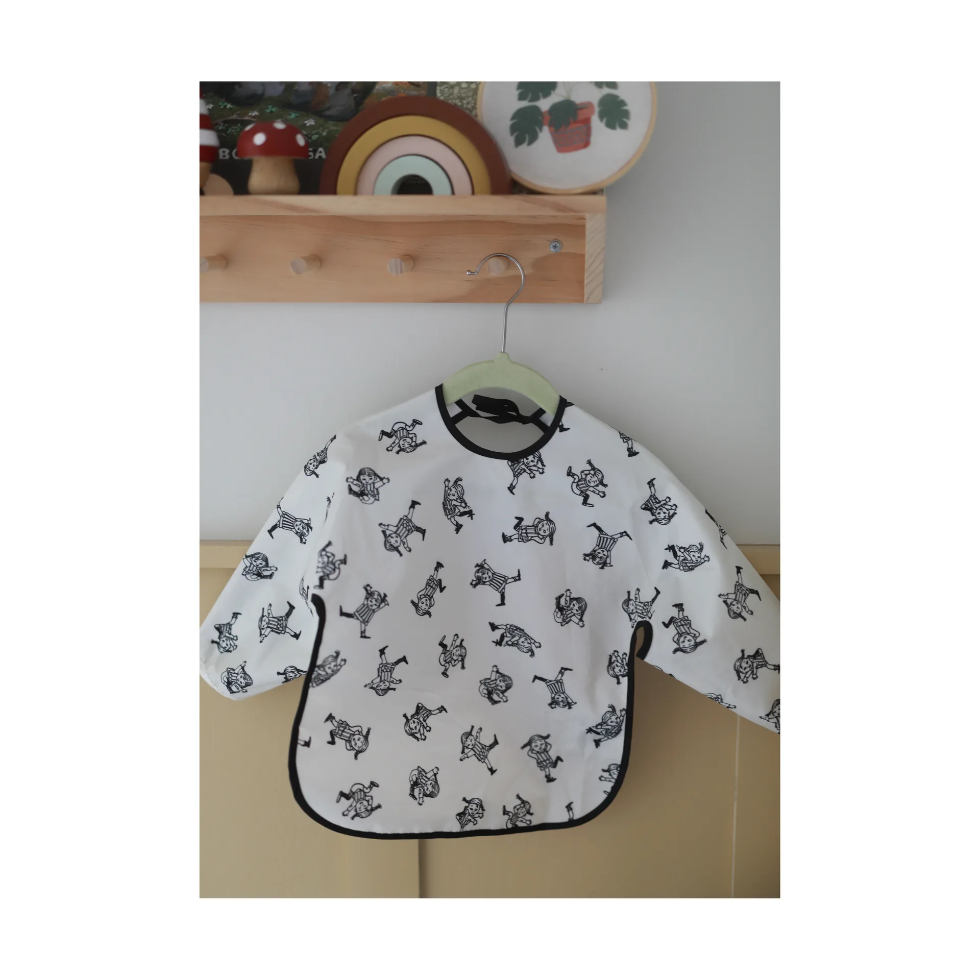 Bavoir à manches Pippi Cirkus, Multi Rätt Start