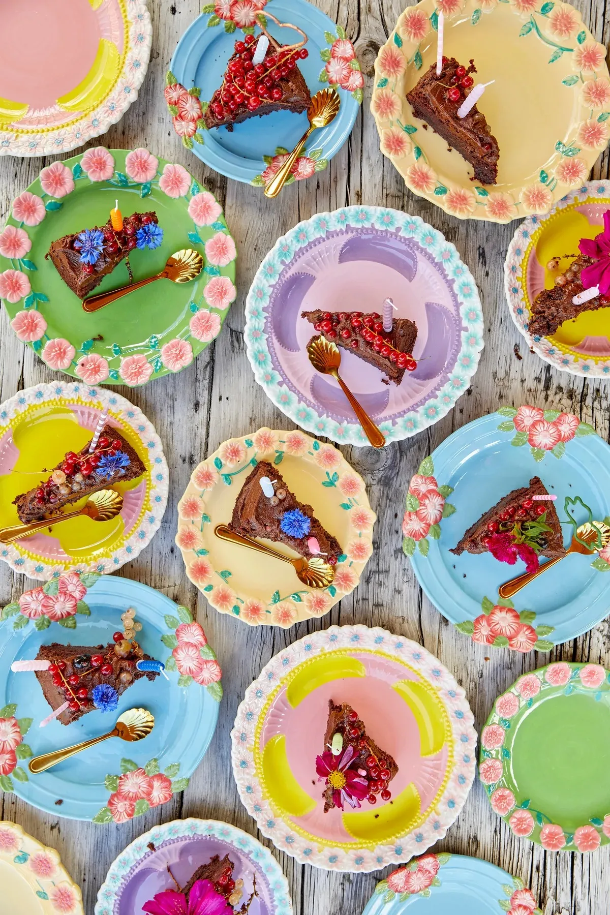 Assiette Rice Embossed Flower Ø20 cm, Sage green RICE