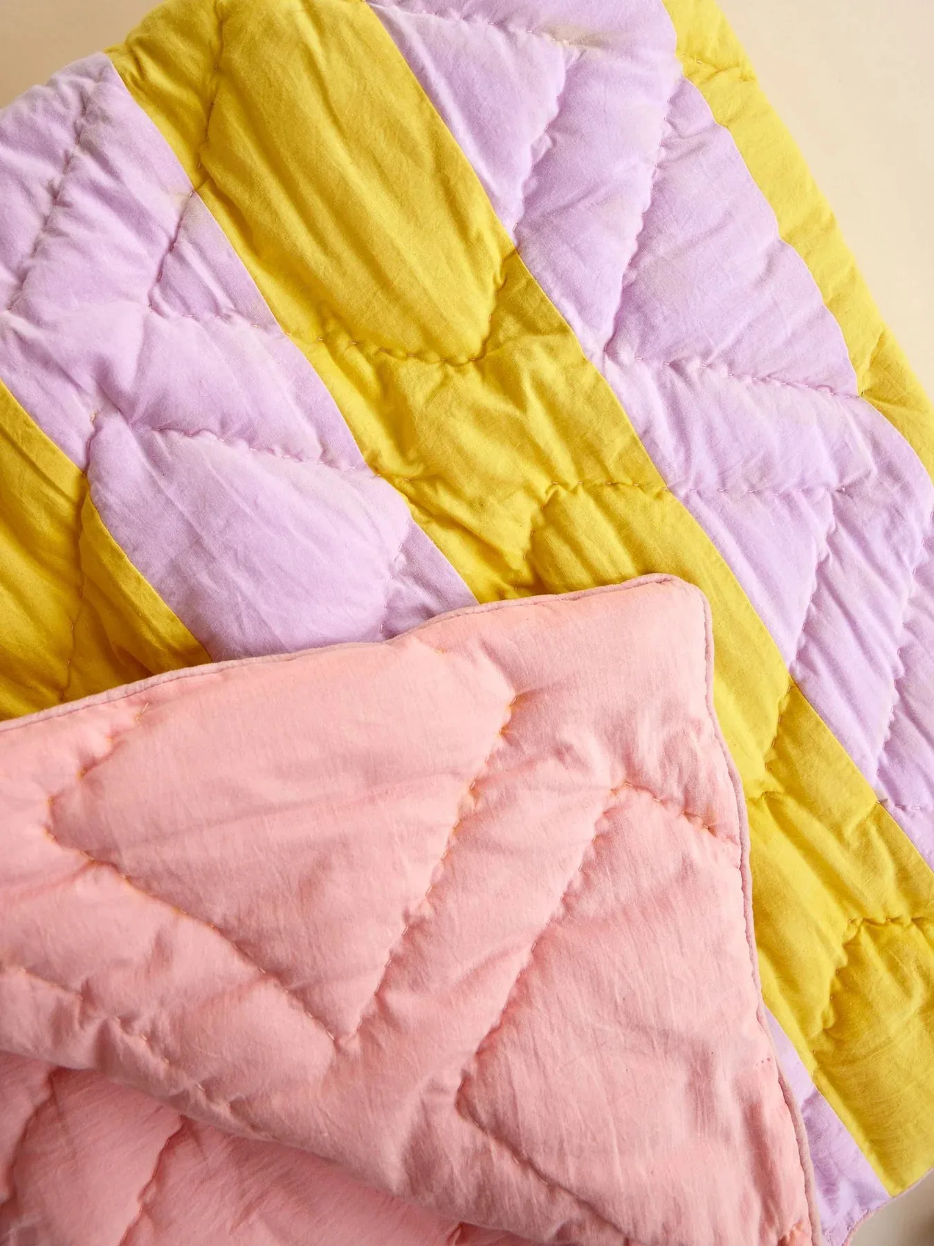 Couverture en coton Rice rayures 140x200 cm, Yellow-lavender-pink RICE