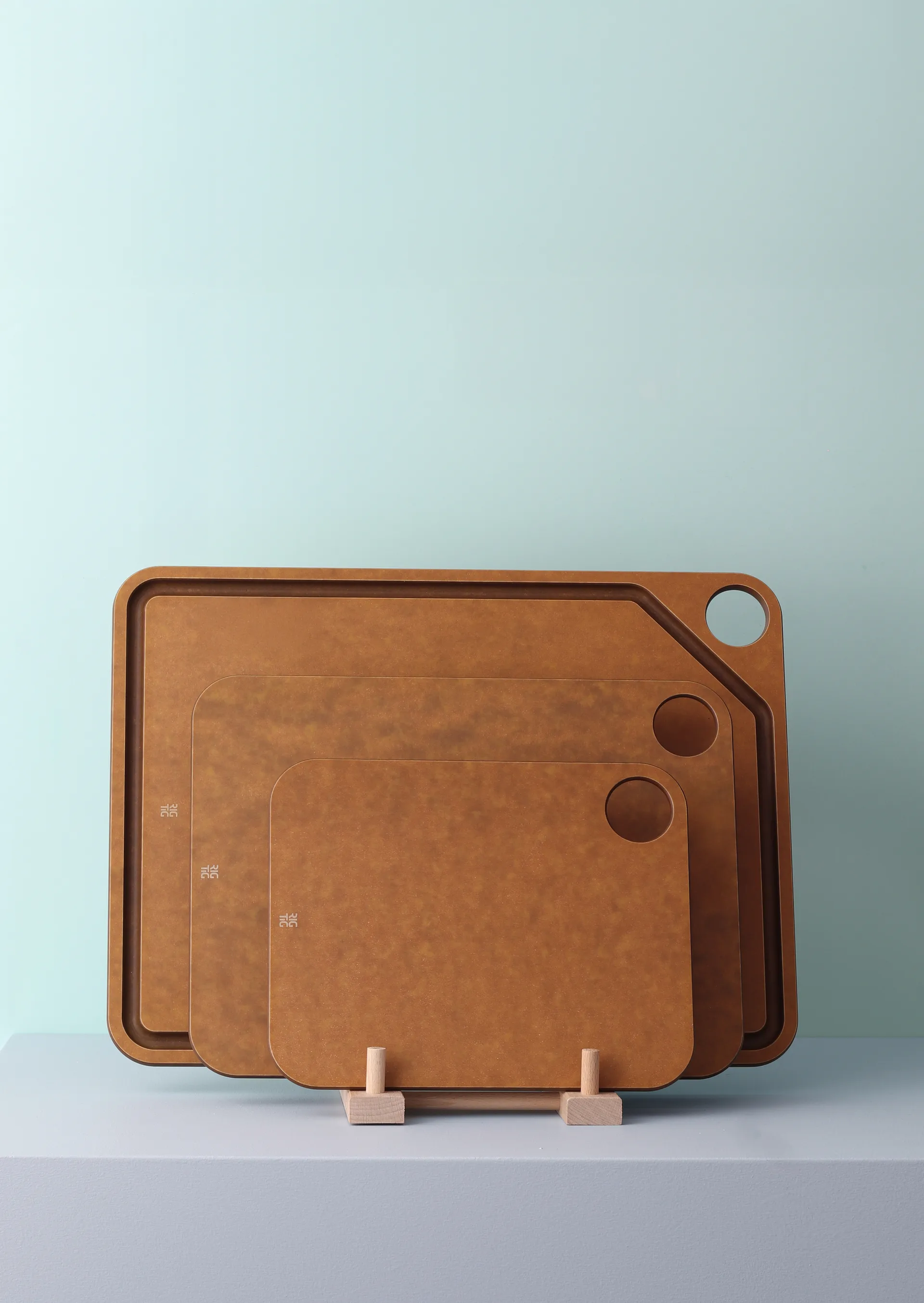 Planche à découper CUT-IT, Brown, 23,5x31 cm RIG-TIG