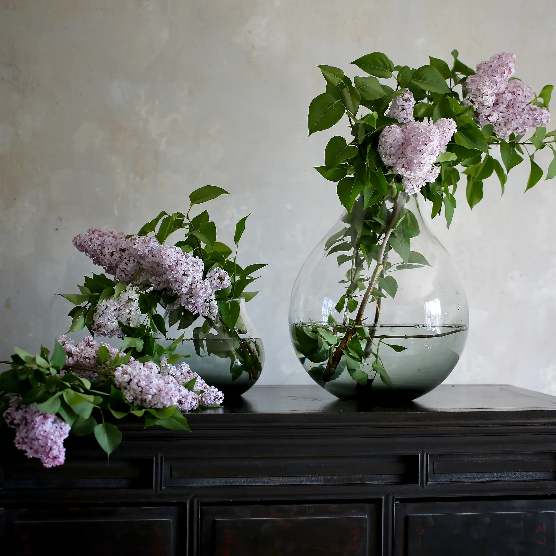 Vase à fleurs No 24, Gris fumé Ro Collection