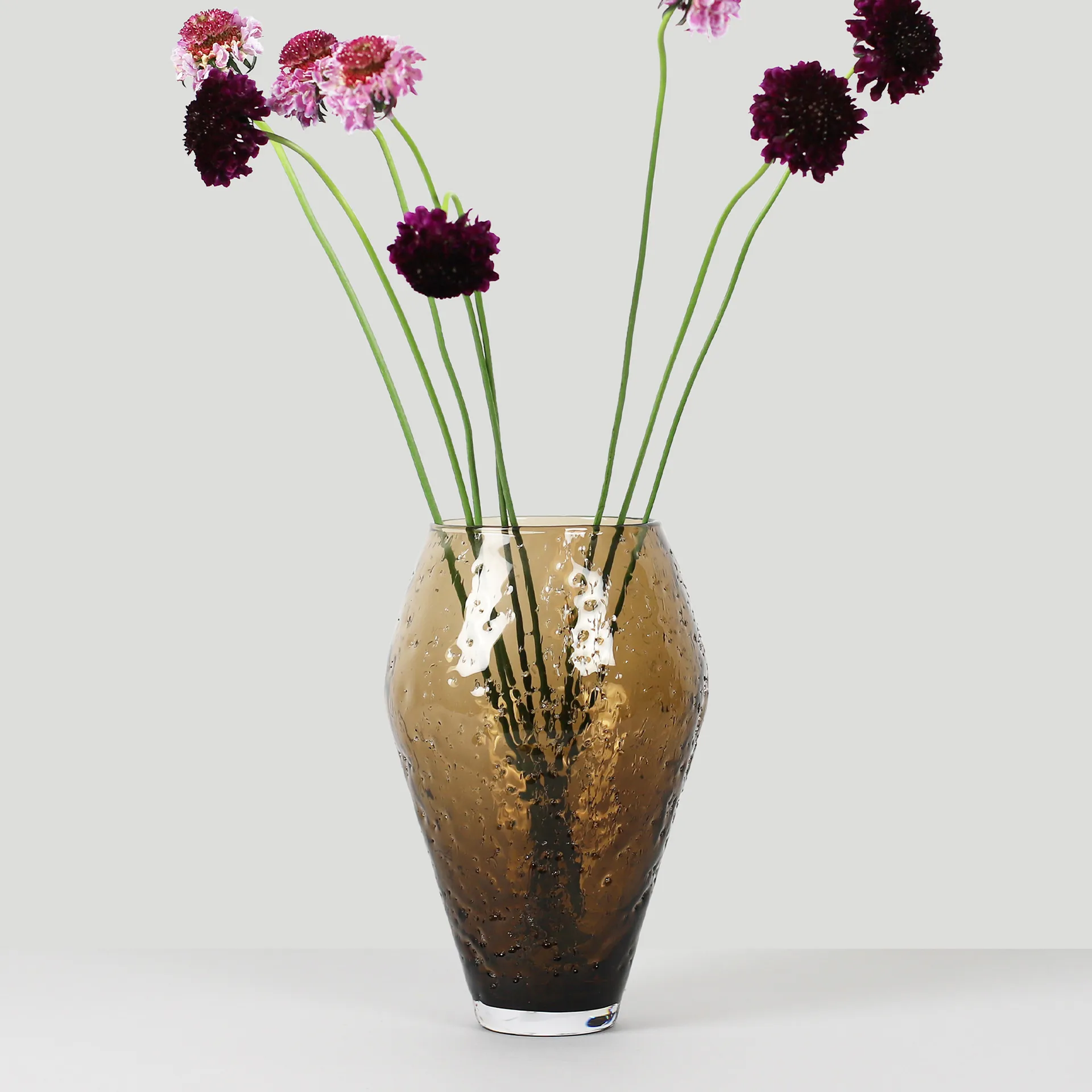 Vase en verre Crushed large, Sepia brown Ro Collection