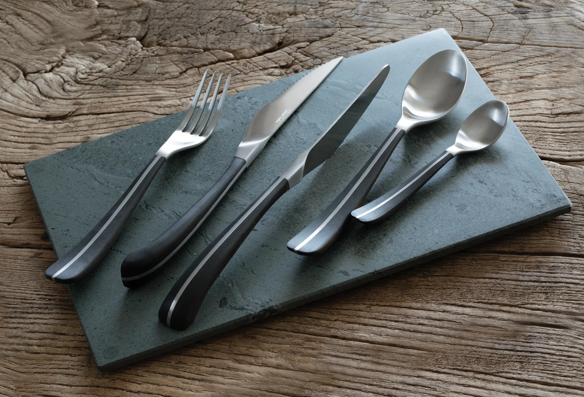 Couteau de cuisine Contour, Noir Robert Welch