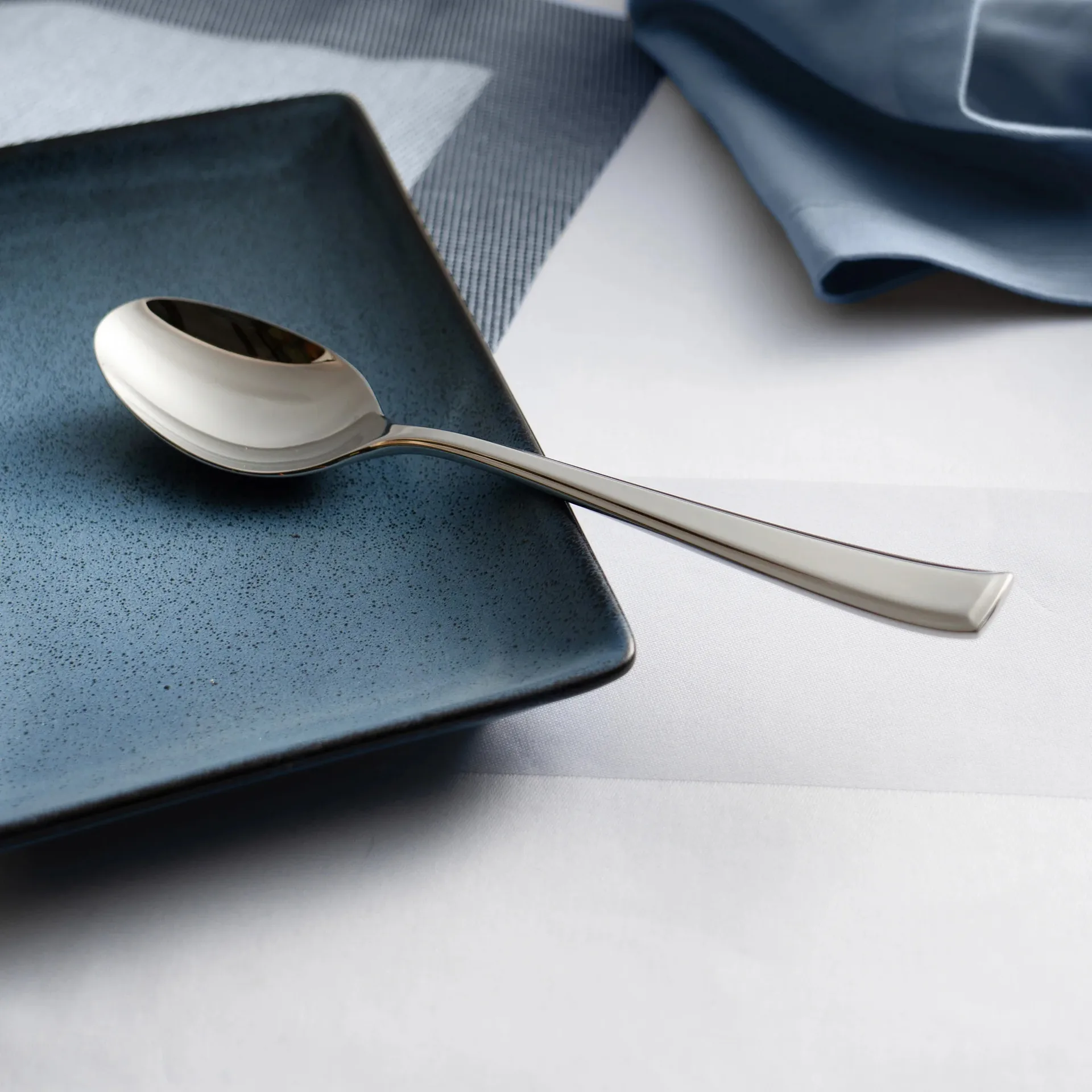 Cuillère de service Fairford bright, Acier inoxydable, 23,4 cm Robert Welch