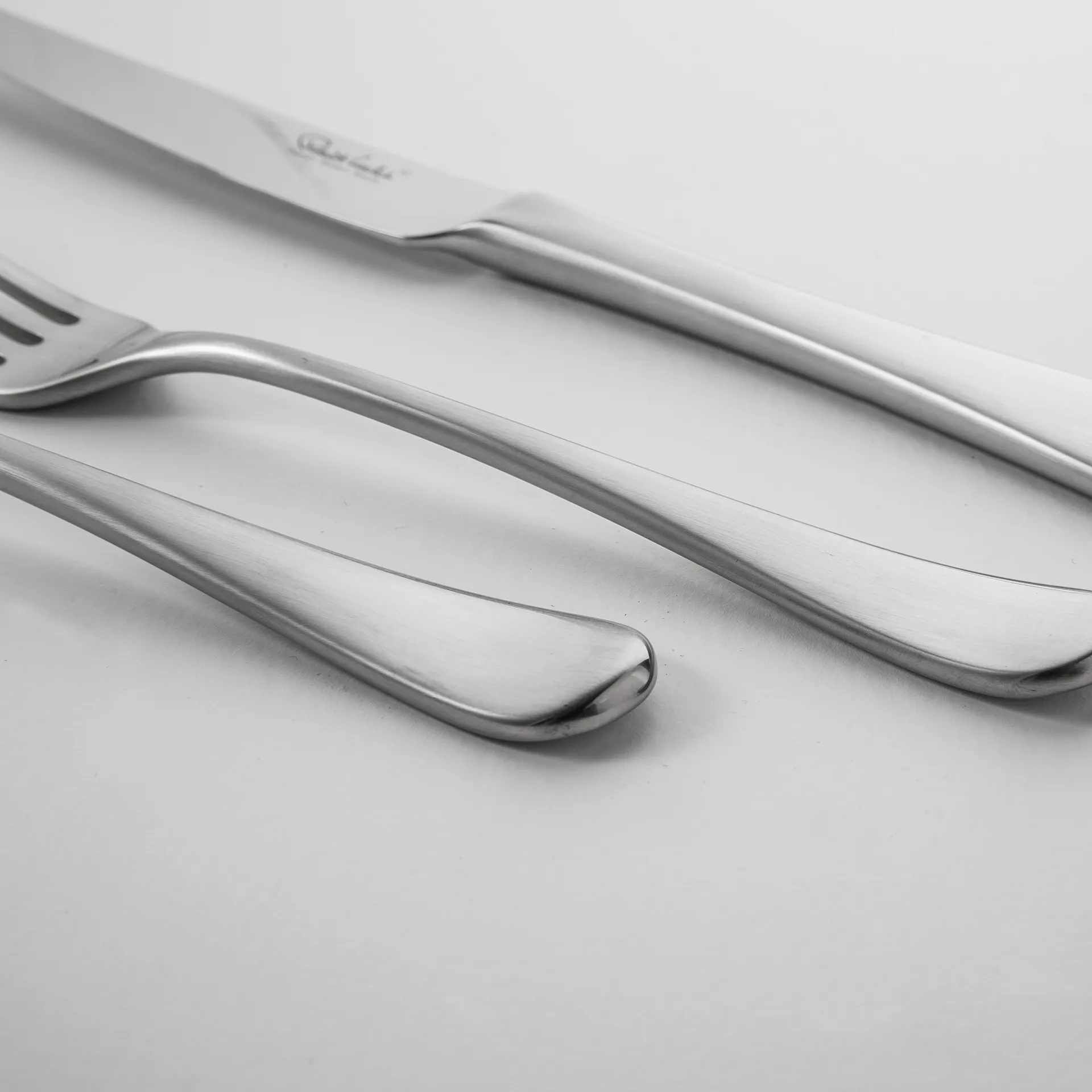 Fourchette de table effet mat Radford, Acier inoxydable Robert Welch