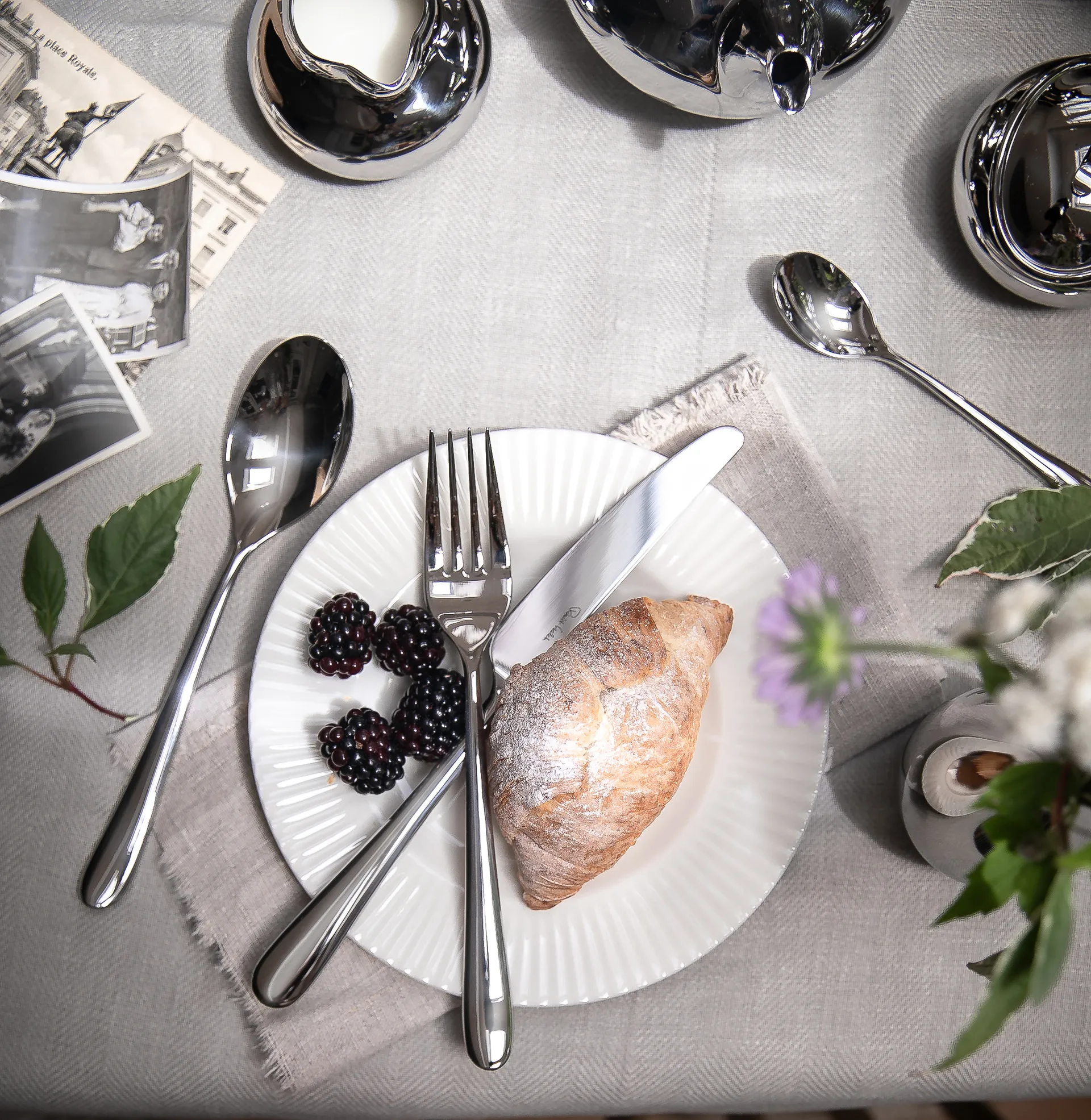 Set de couverts Kingham Bright, 56 pièces Robert Welch