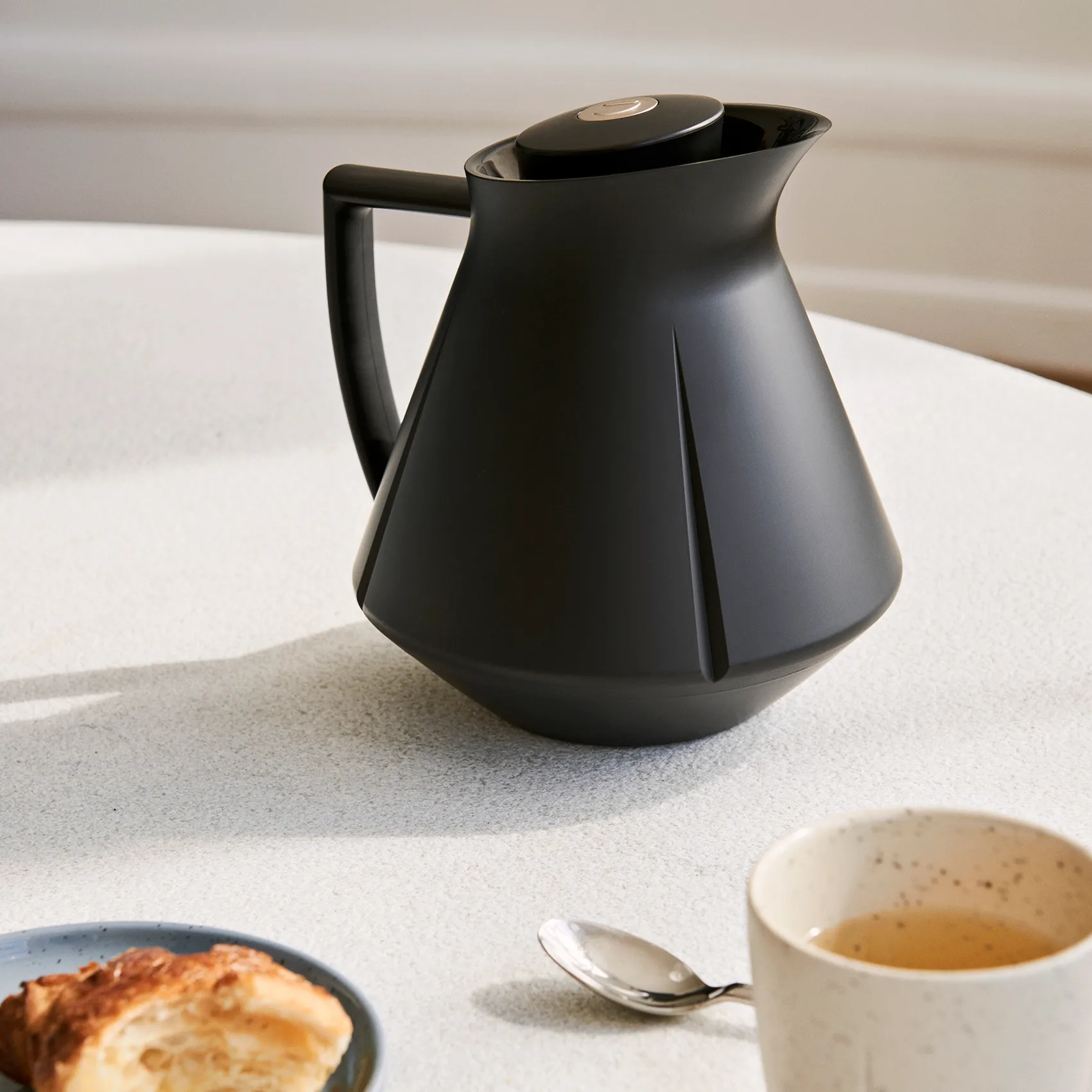 Thermos à thé Grand Cru 1 l, Noir Rosendahl