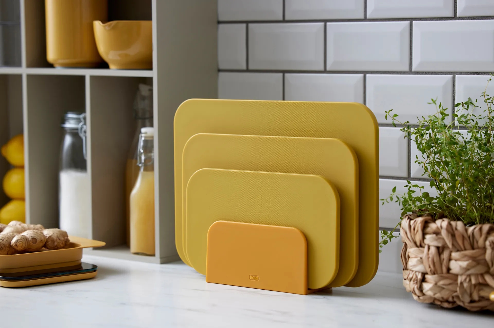 Planche à découper Choptima M 20,5x30,5 cm, Curry Rosti